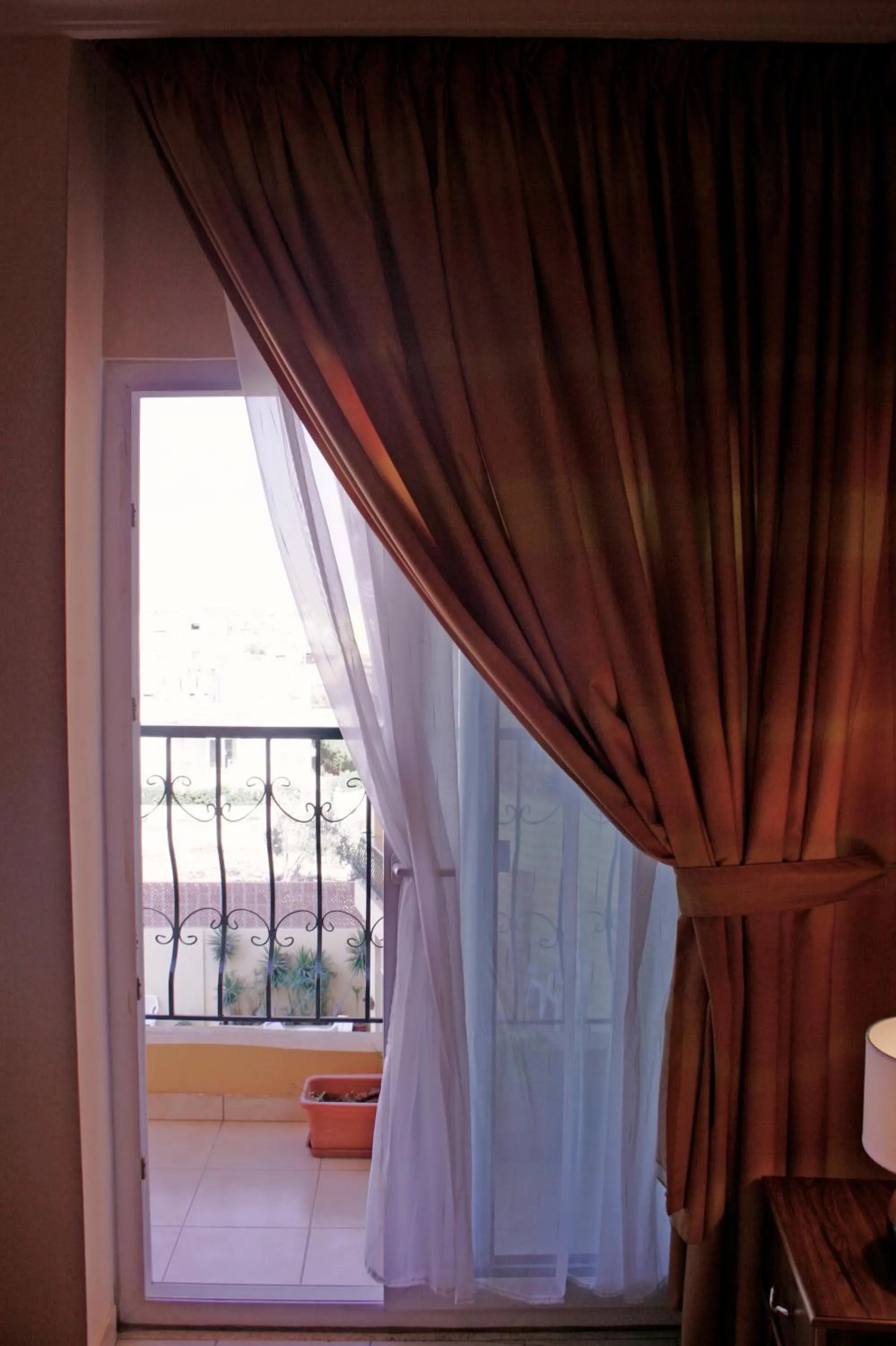 City view, Bed in Mariam Hotel