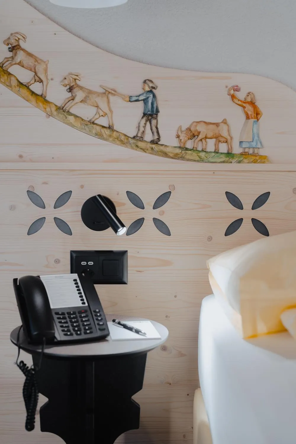 Bed in Hotel Central Wolter - Grindelwald