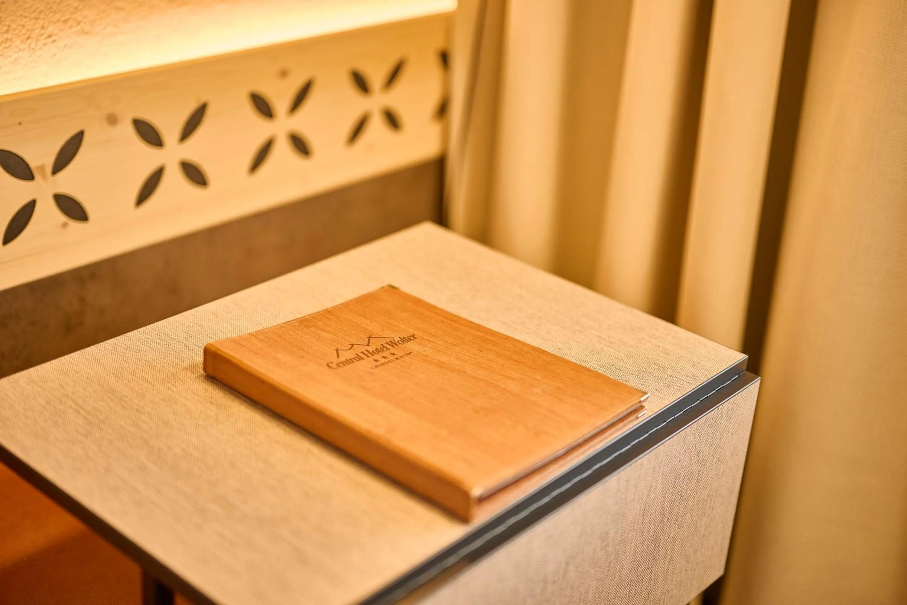 Photo of the whole room in Hotel Central Wolter - Grindelwald