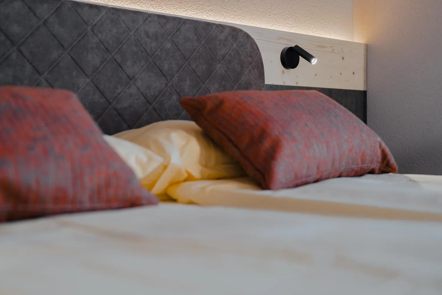 Bed in Hotel Central Wolter - Grindelwald