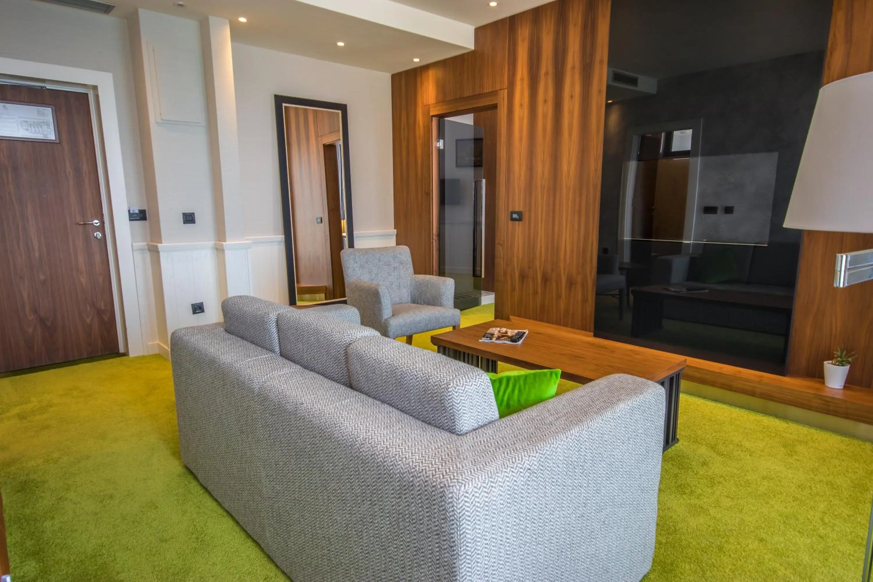 TV and multimedia in Kalamper Hotel & Spa