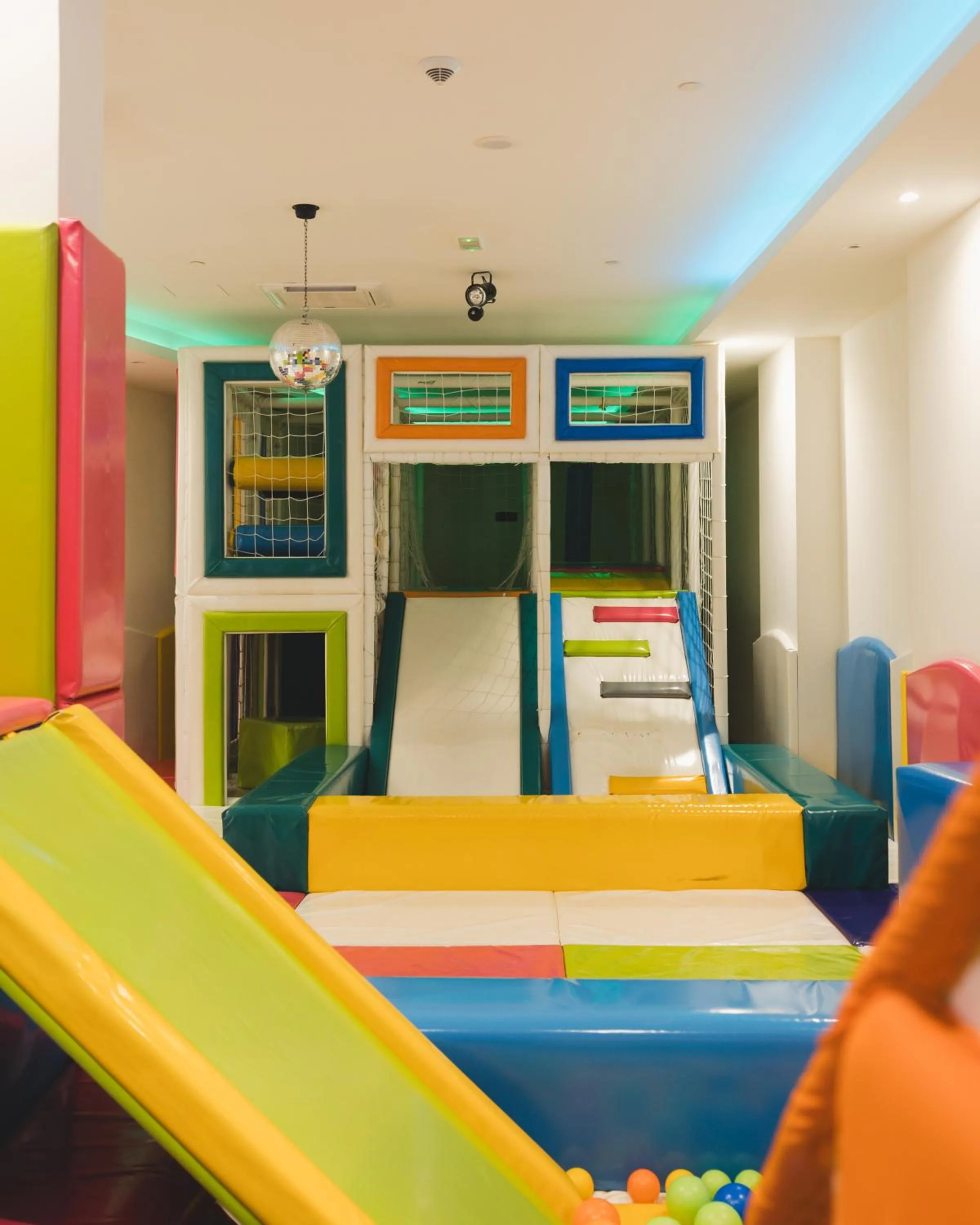 Kids's club in Kalamper Hotel & Spa