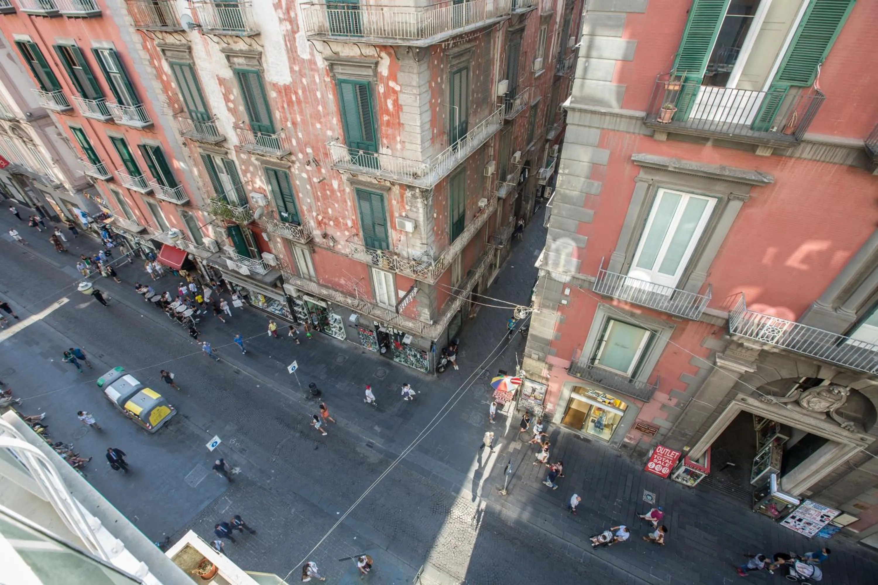 The Boutique Napoli Suite