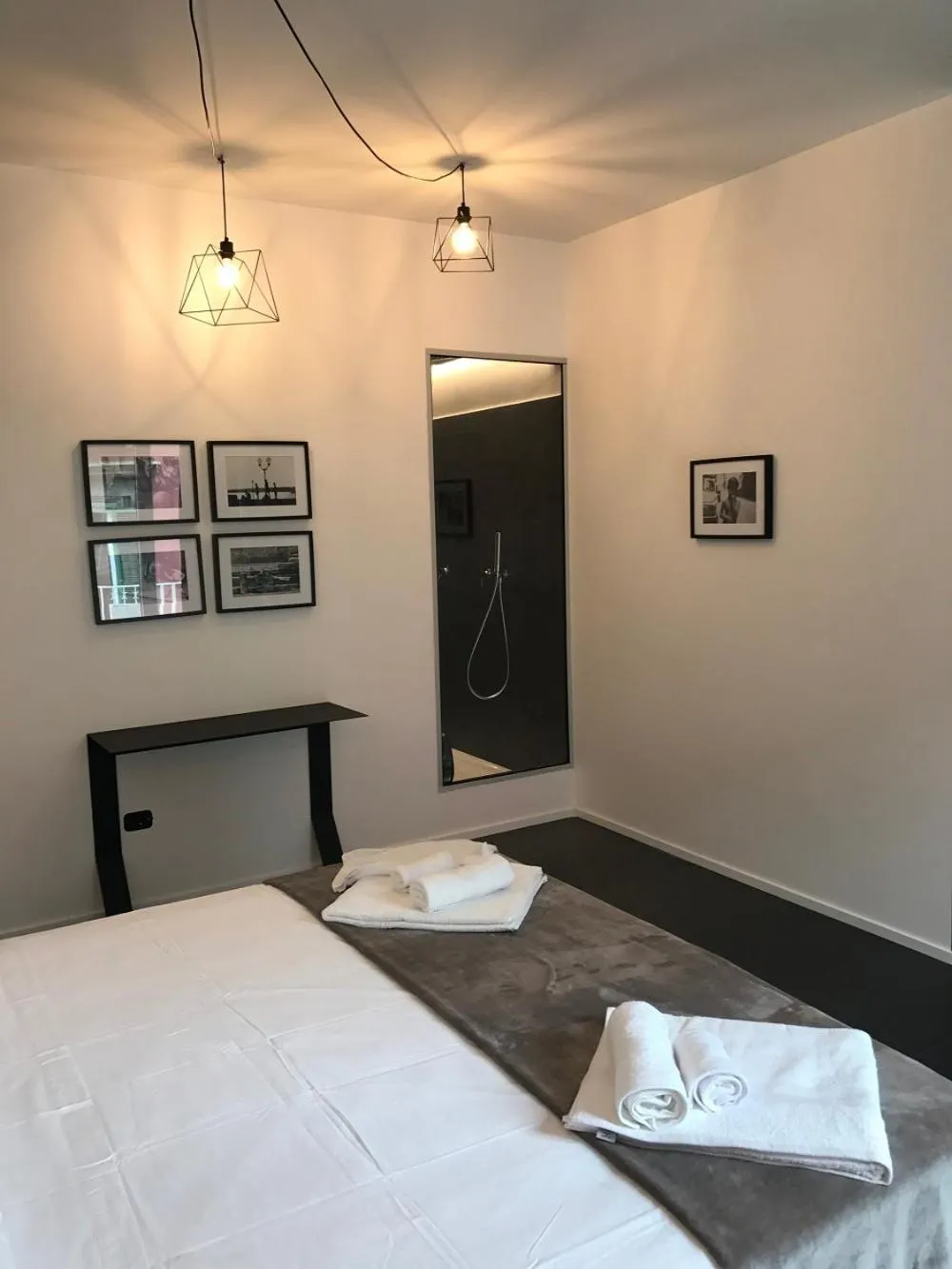 Bed in The Boutique Napoli Suite