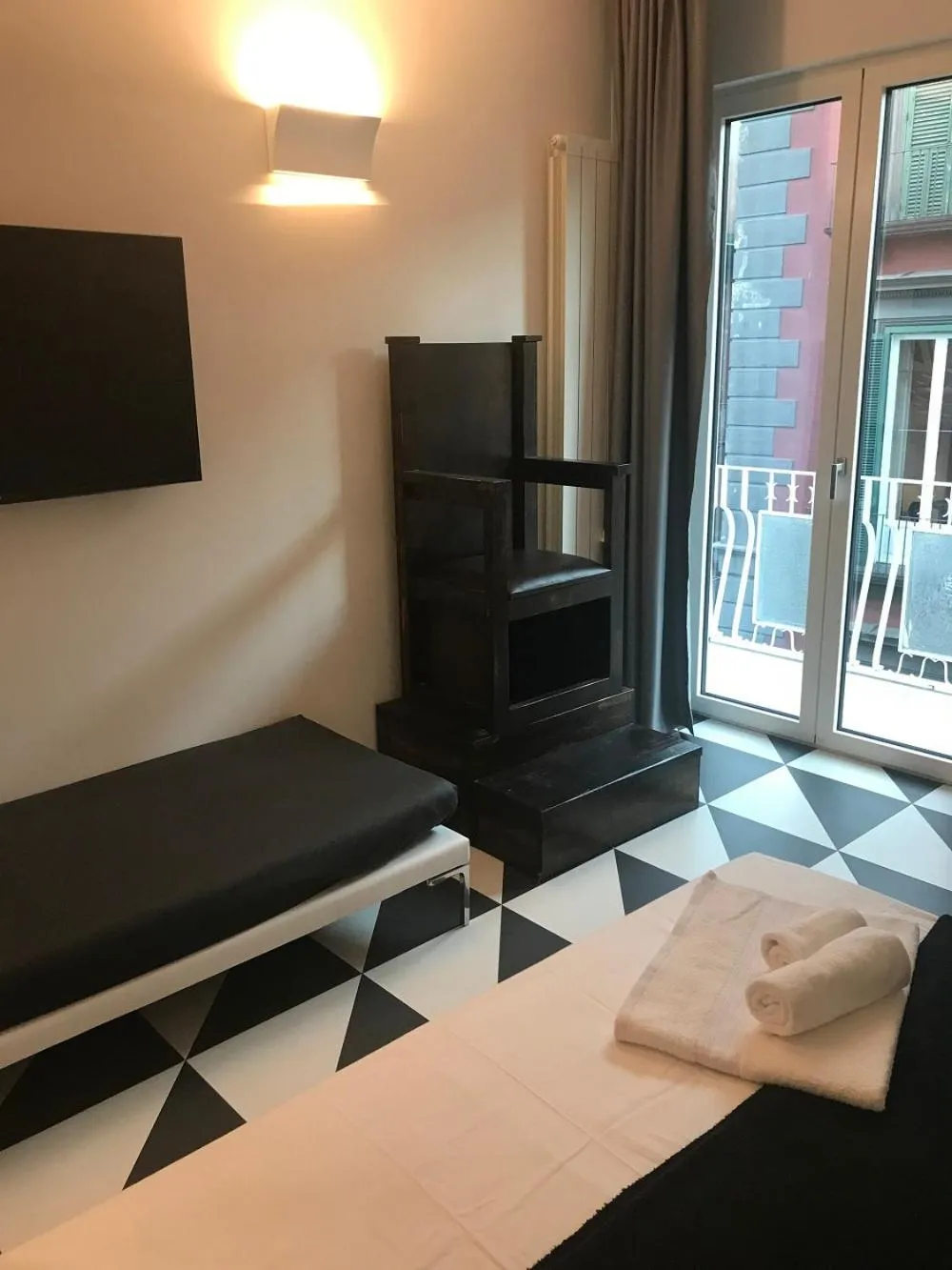 Bed in The Boutique Napoli Suite