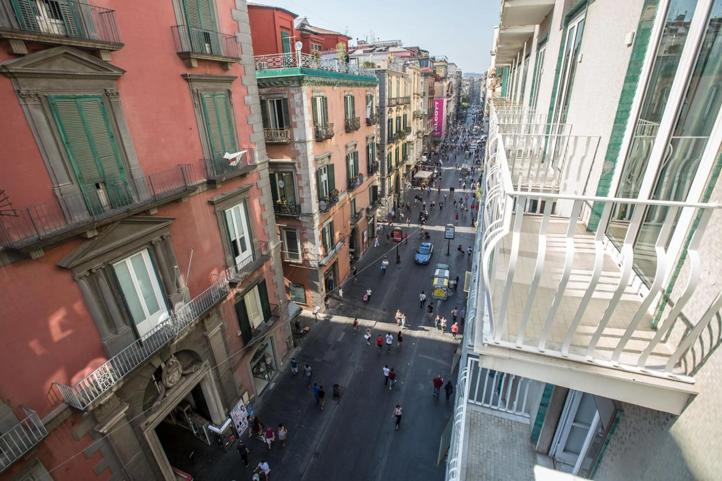 The Boutique Napoli Suite