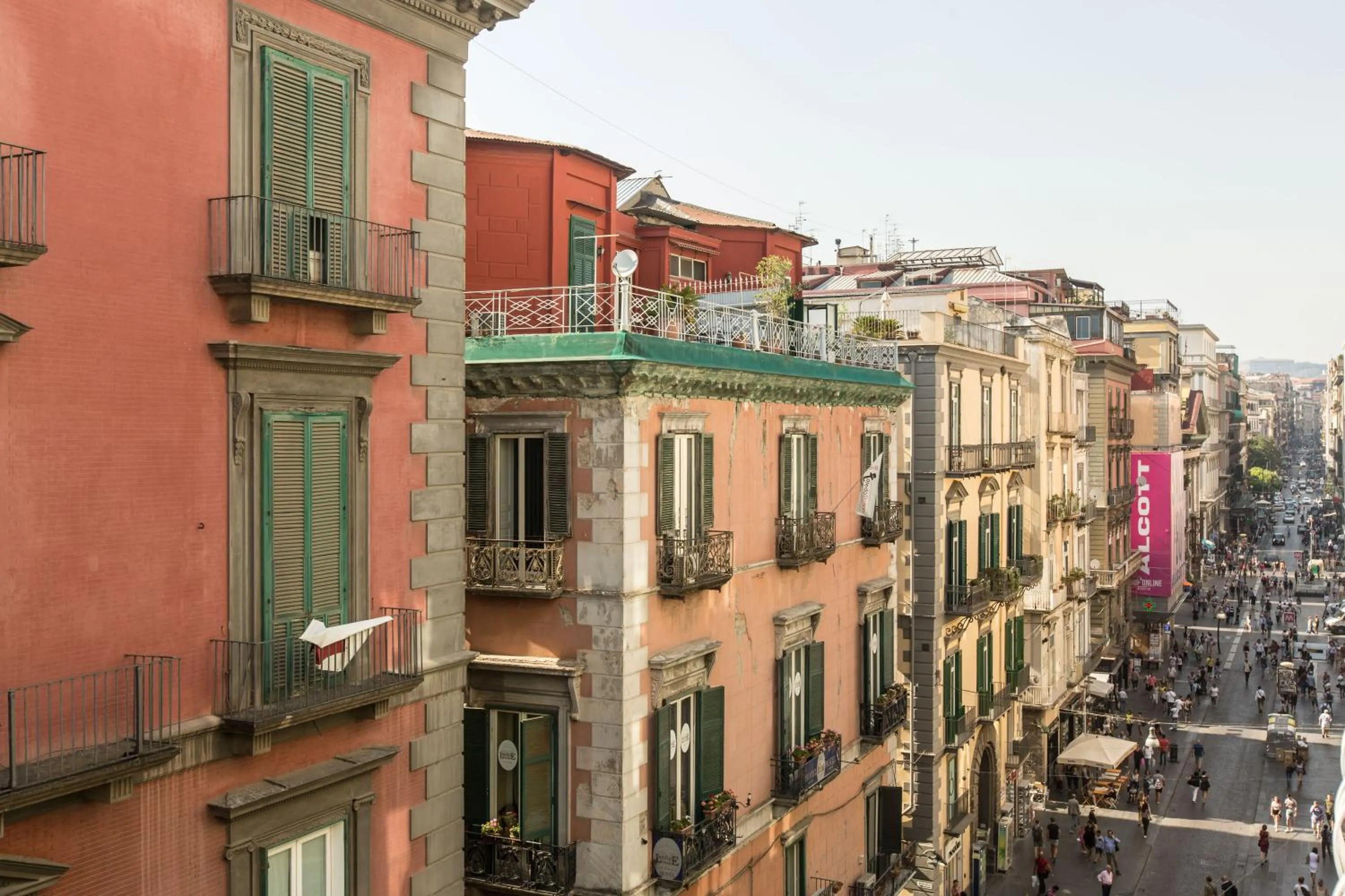 The Boutique Napoli Suite