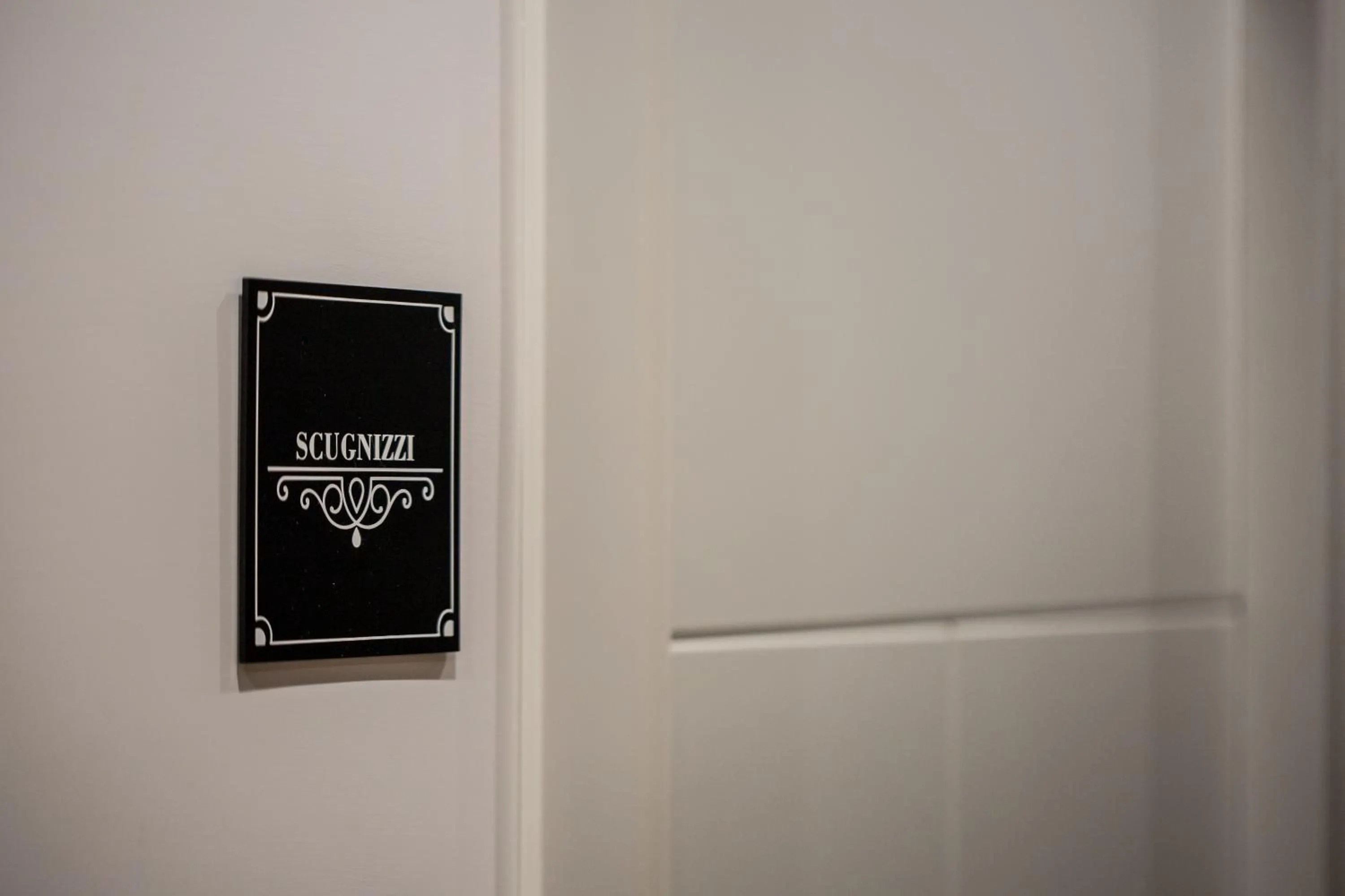 The Boutique Napoli Suite