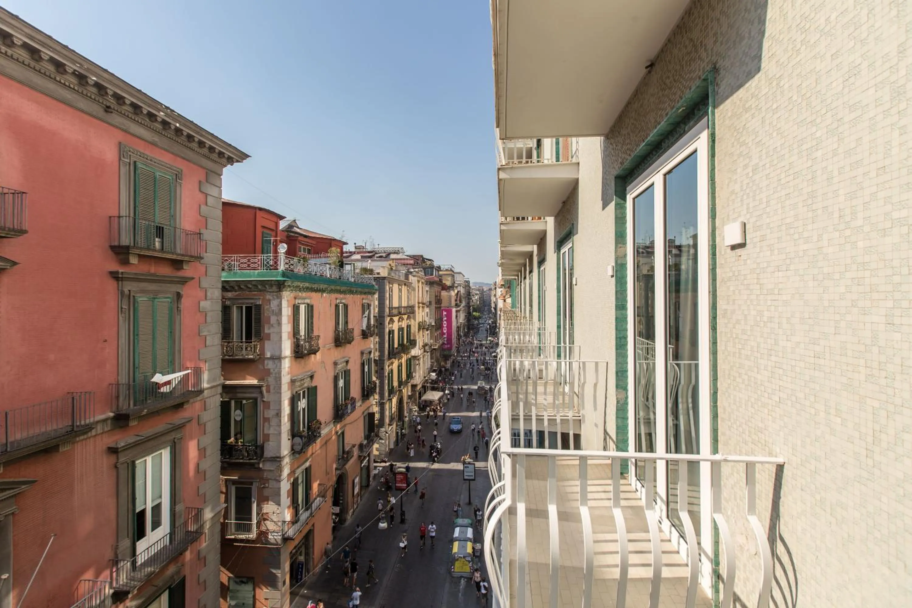 The Boutique Napoli Suite