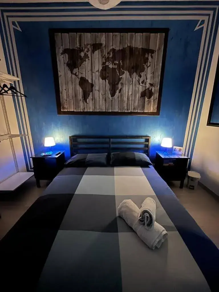 Double Room with Private Bathroom - single occupancy in Light Home Double Room with Private Bathroom - single occupancy in Light Home