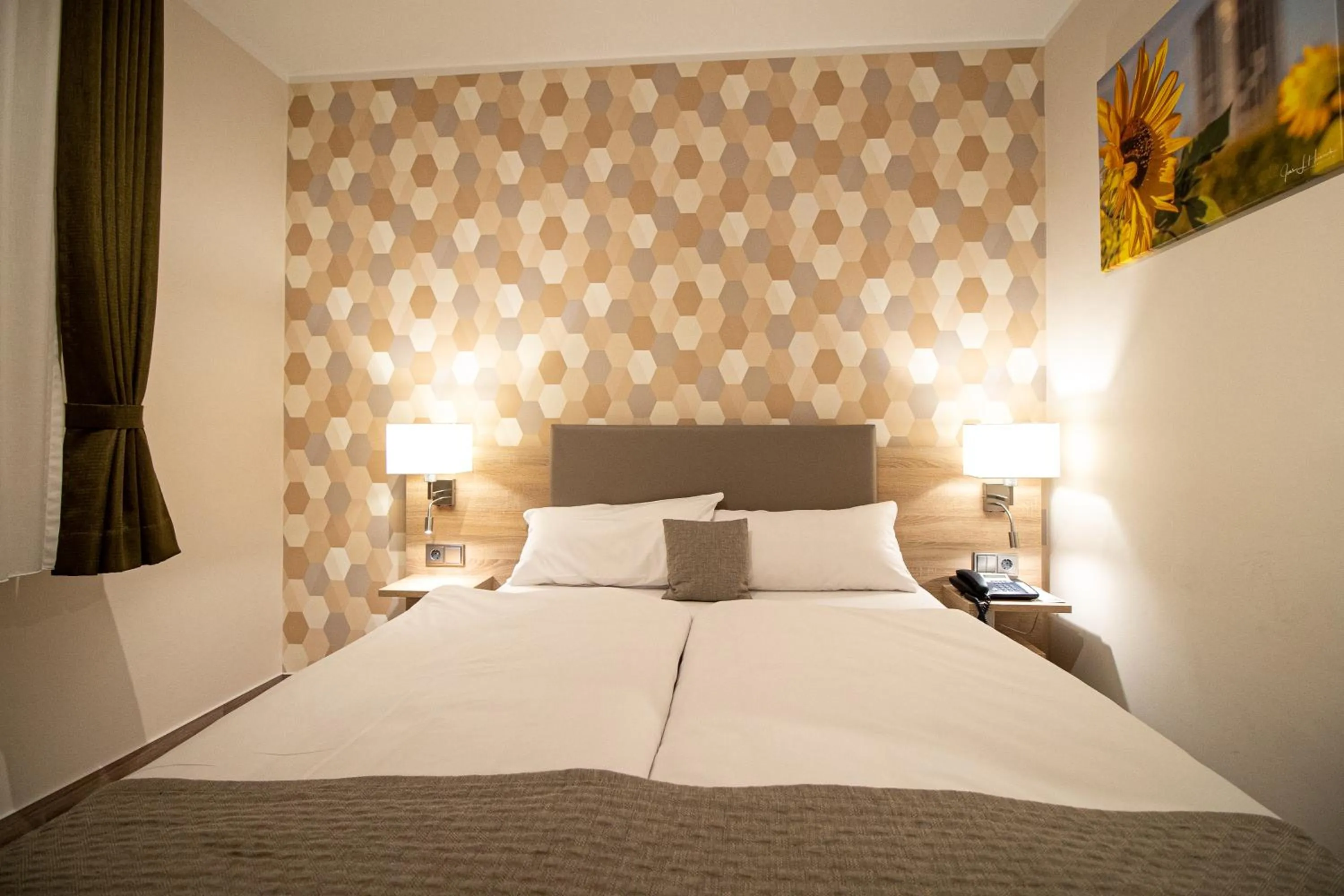 Bed in Hotel Fallersleber Spieker