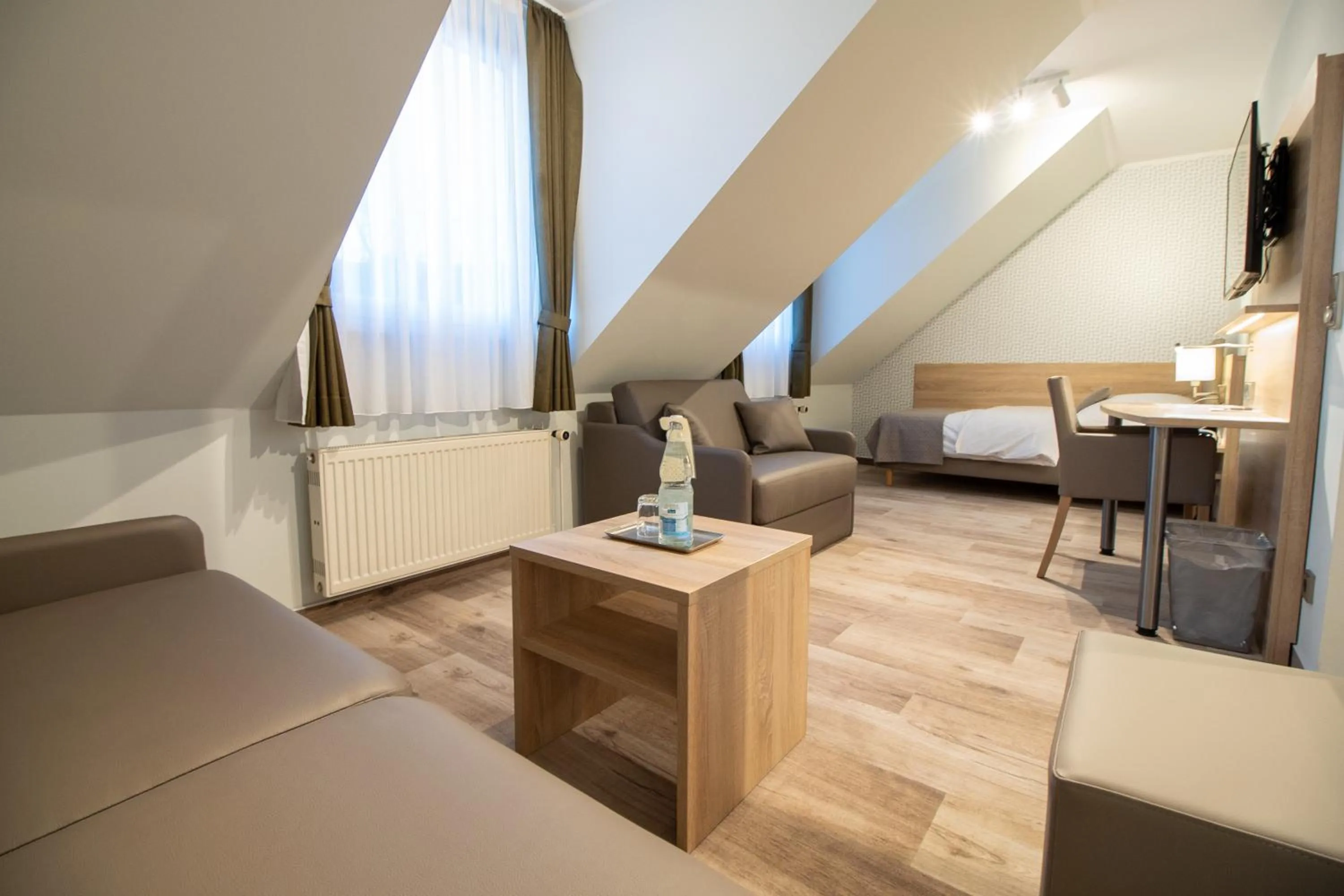 Photo of the whole room in Hotel Fallersleber Spieker