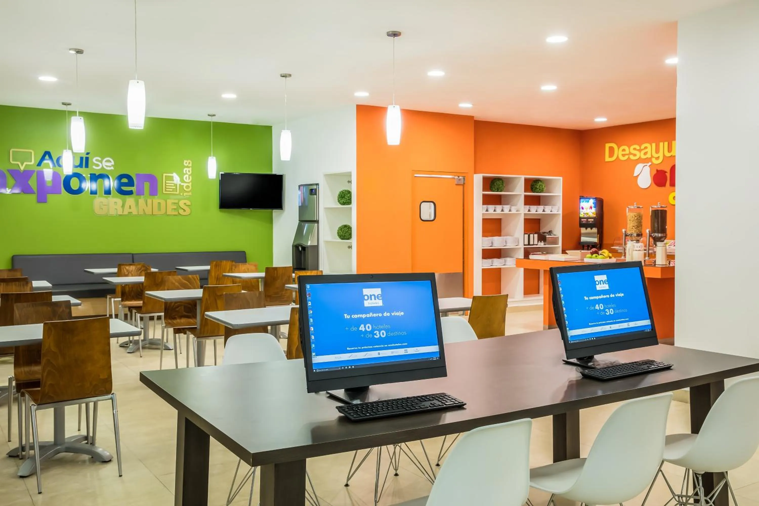 Business facilities in One Mexicali