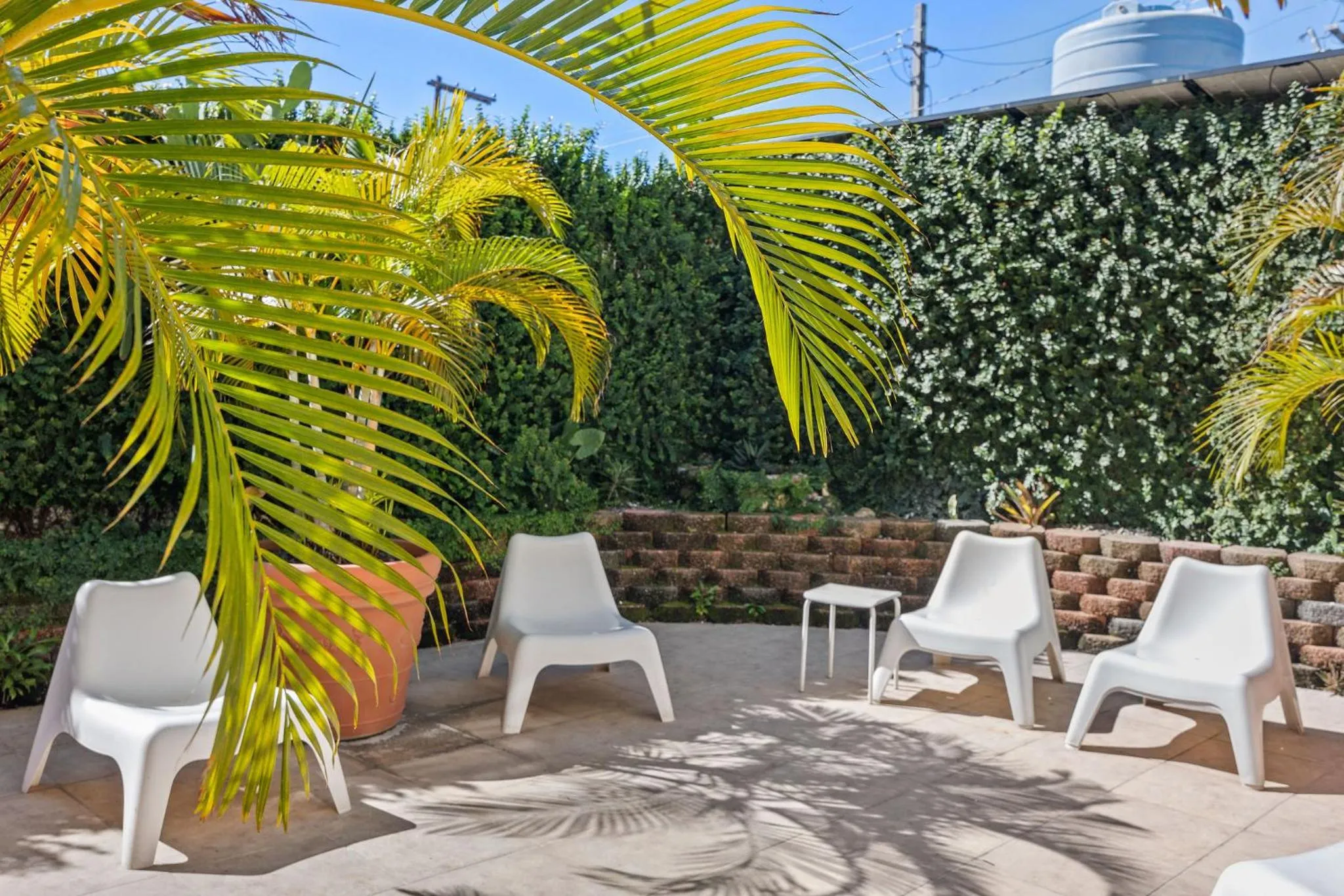 Patio in Rincon Plaza Hotel