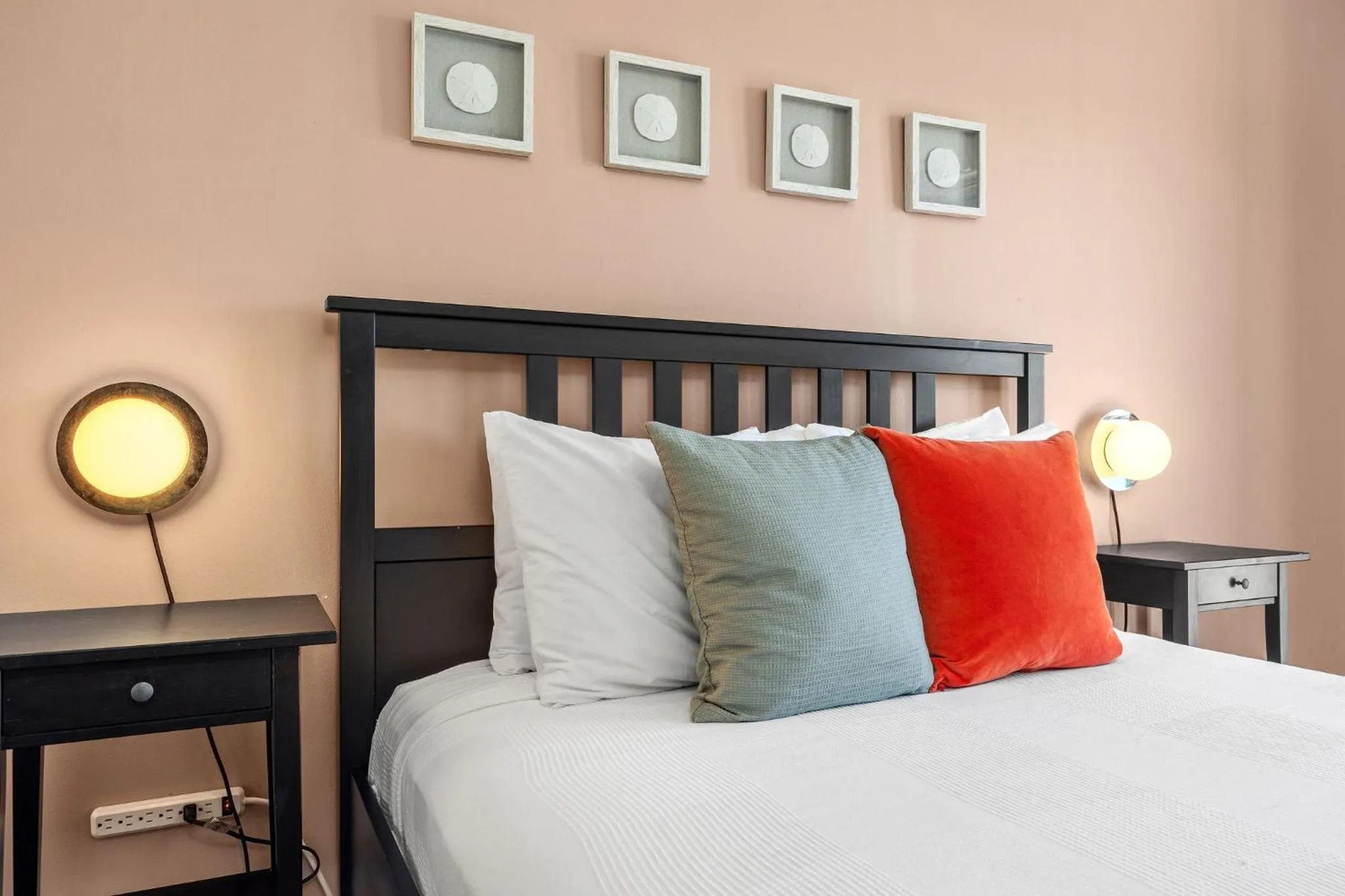 Bed in Rincon Plaza Hotel