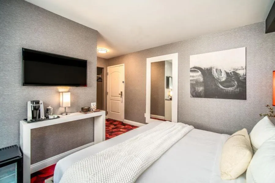 Bed in Lexen Hotel - Hollywood