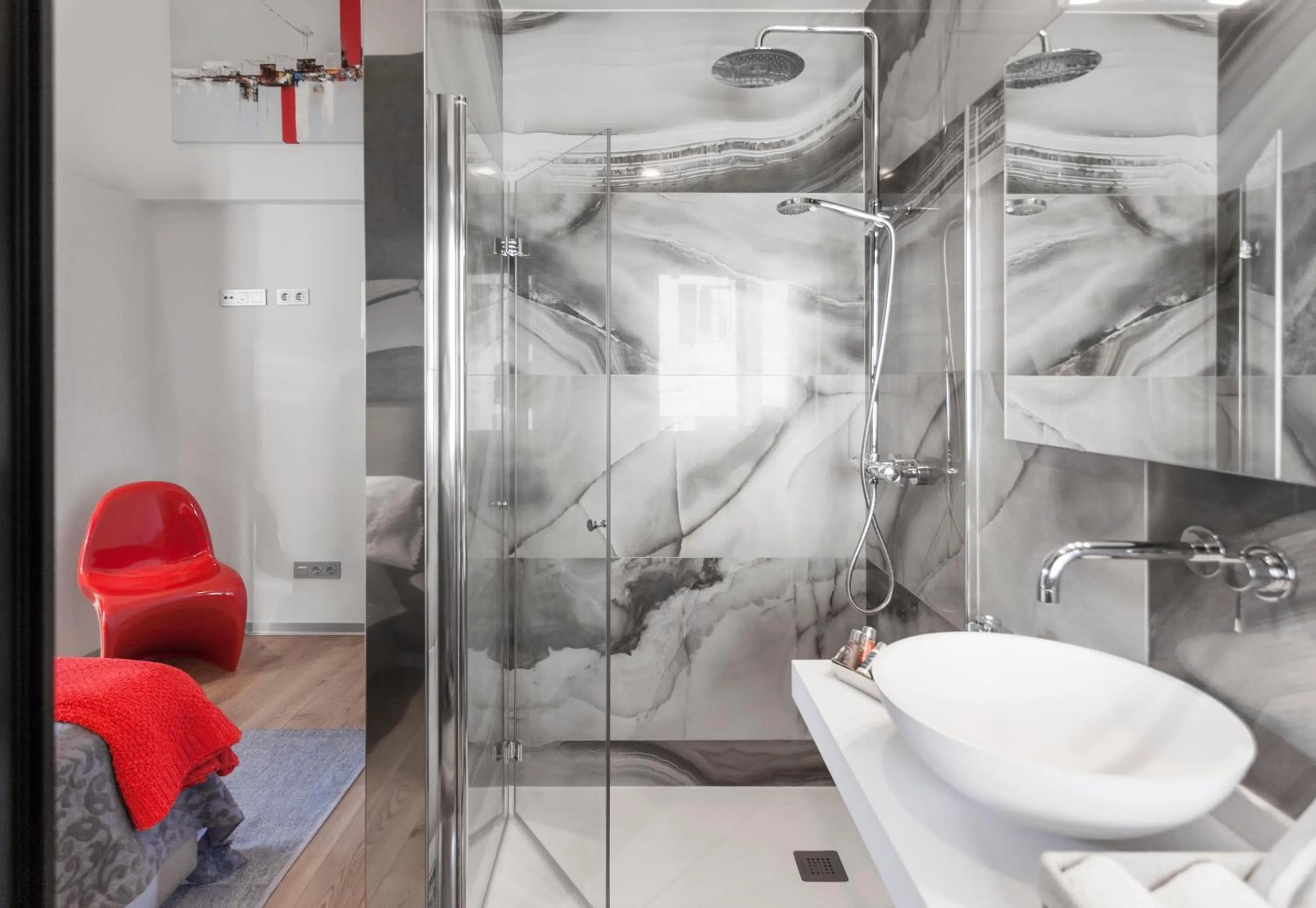 Photo of the whole room in Villa Birdie Boutique - Adults Only