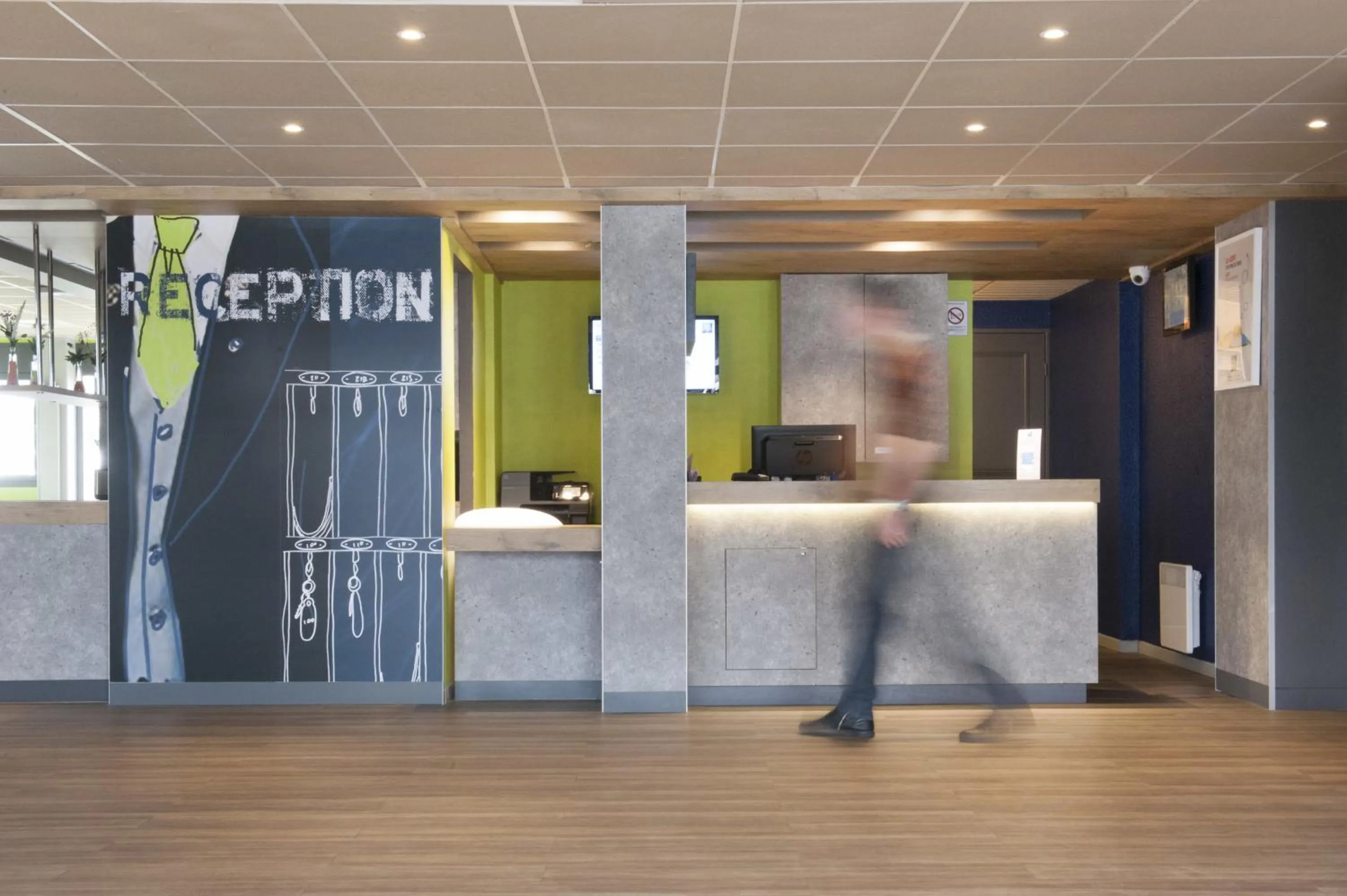 Lobby or reception in ibis budget Goussainville Charles de Gaulle