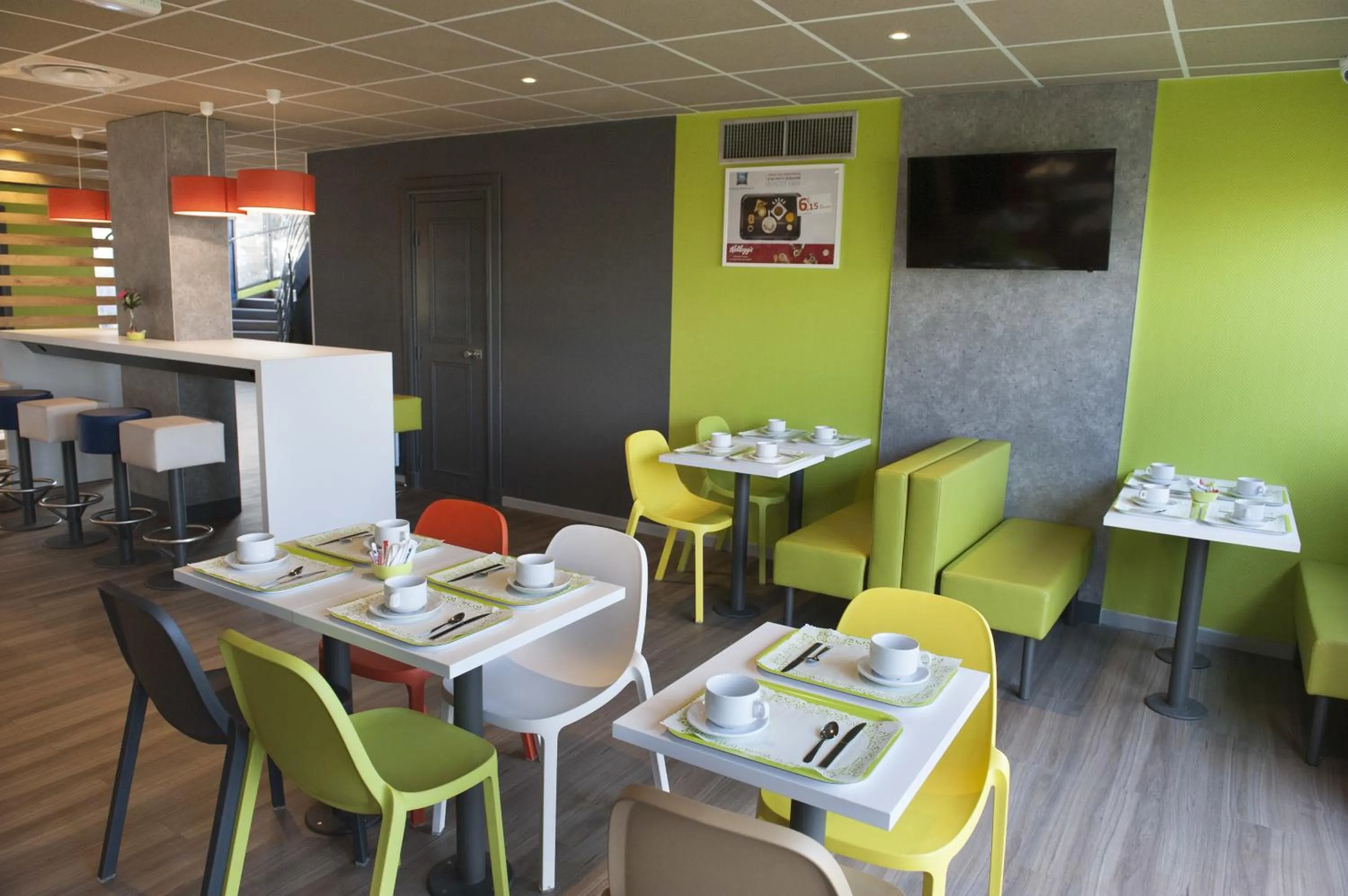 Restaurant/places to eat in ibis budget Goussainville Charles de Gaulle