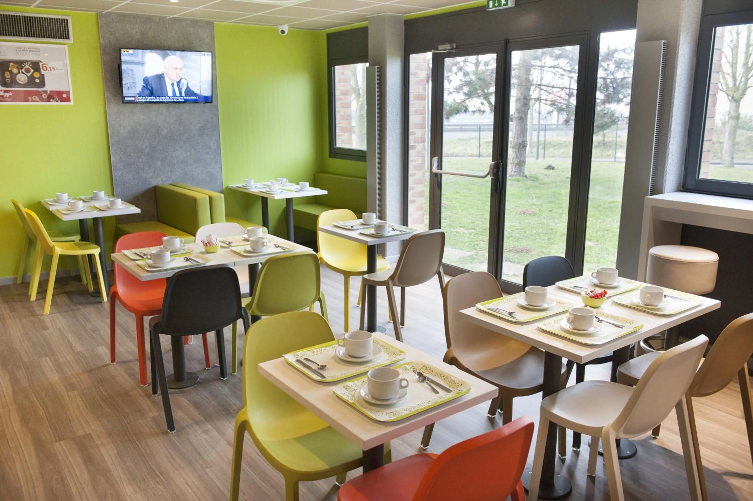 Restaurant/places to eat in ibis budget Goussainville Charles de Gaulle