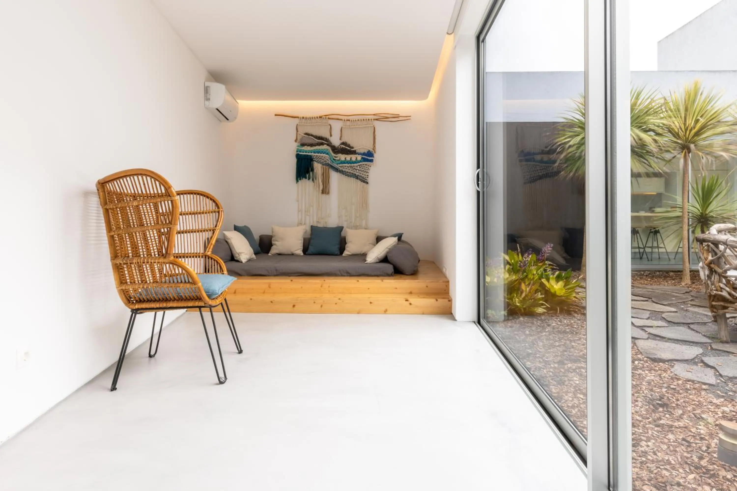 Seating area in White Exclusive Suites & Villas