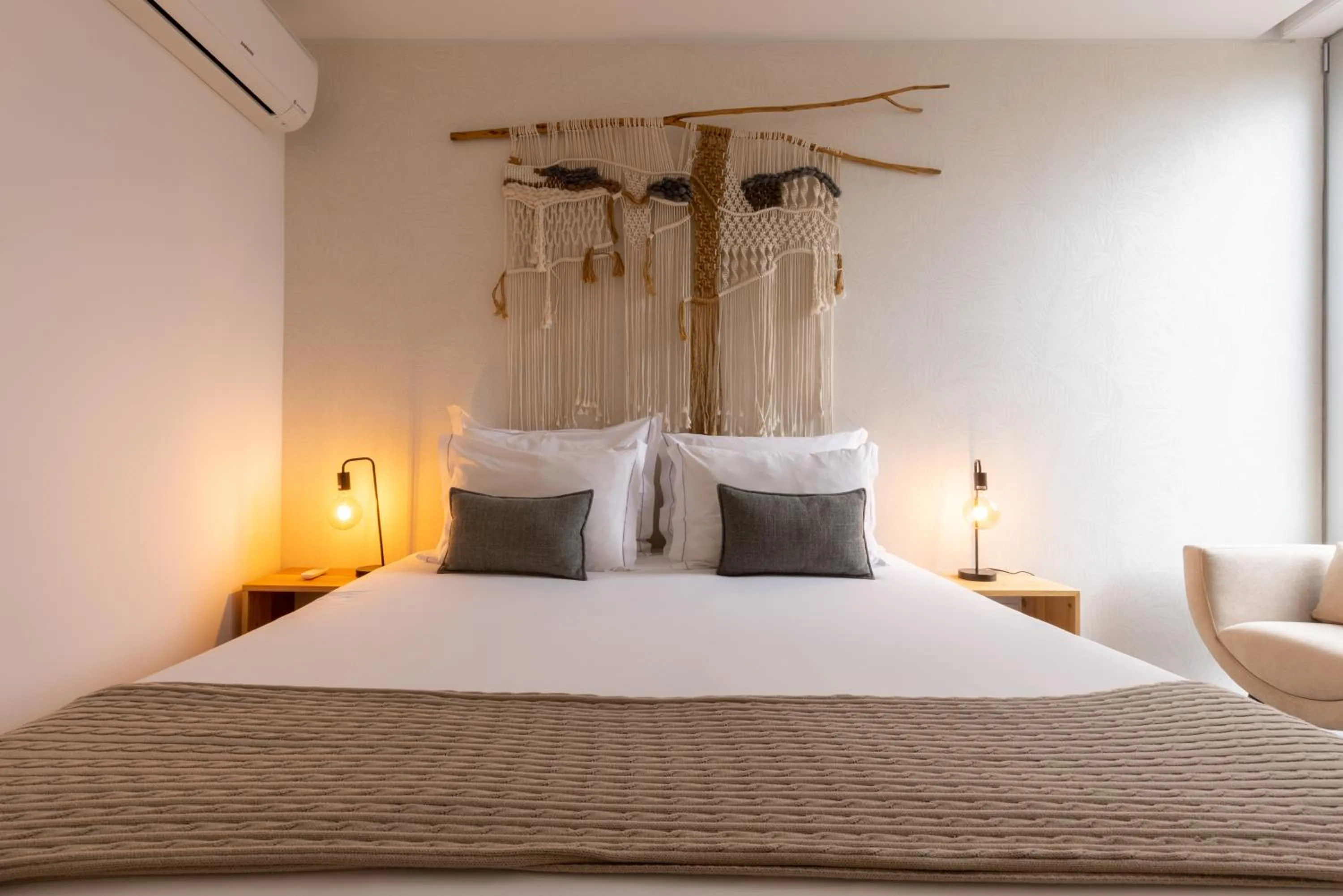 Bedroom, Bed in White Exclusive Suites & Villas