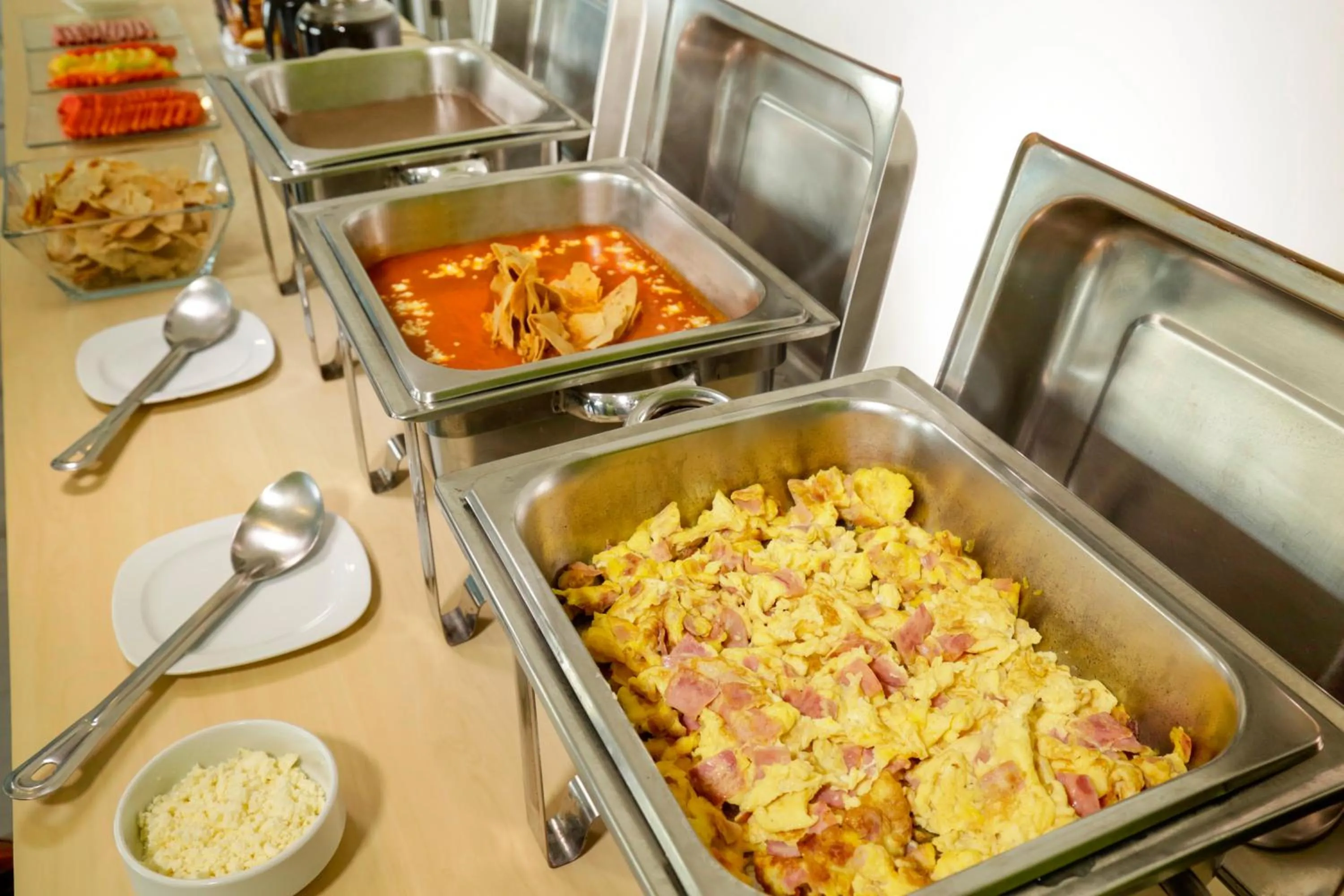 Breakfast in Life Hotel