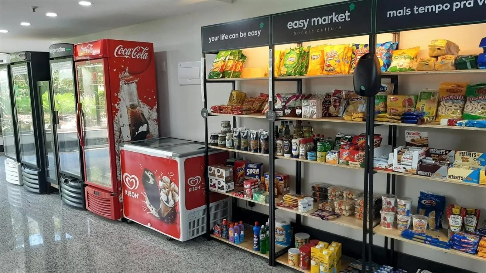 Supermarket/grocery shop in Mediterrâneo Flat - Apart-Hotel