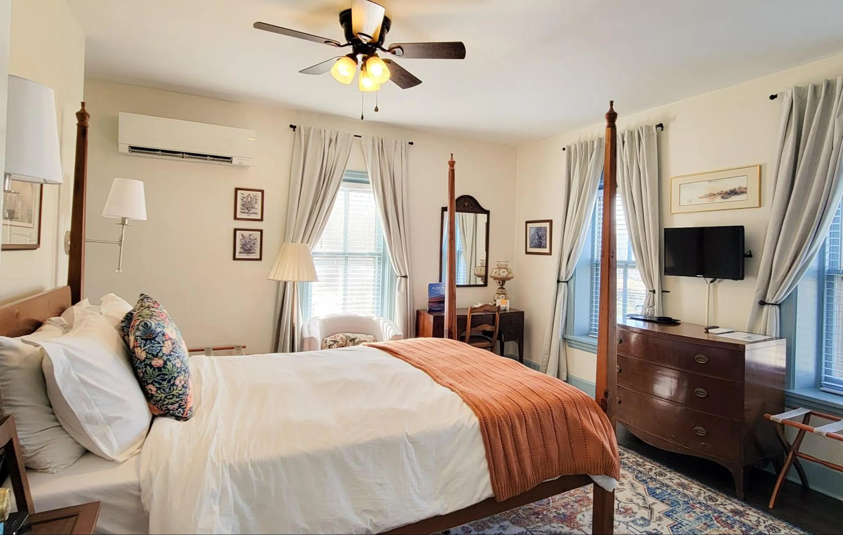 Bedroom, Bed in Pheasant Field Bed and Breakfast