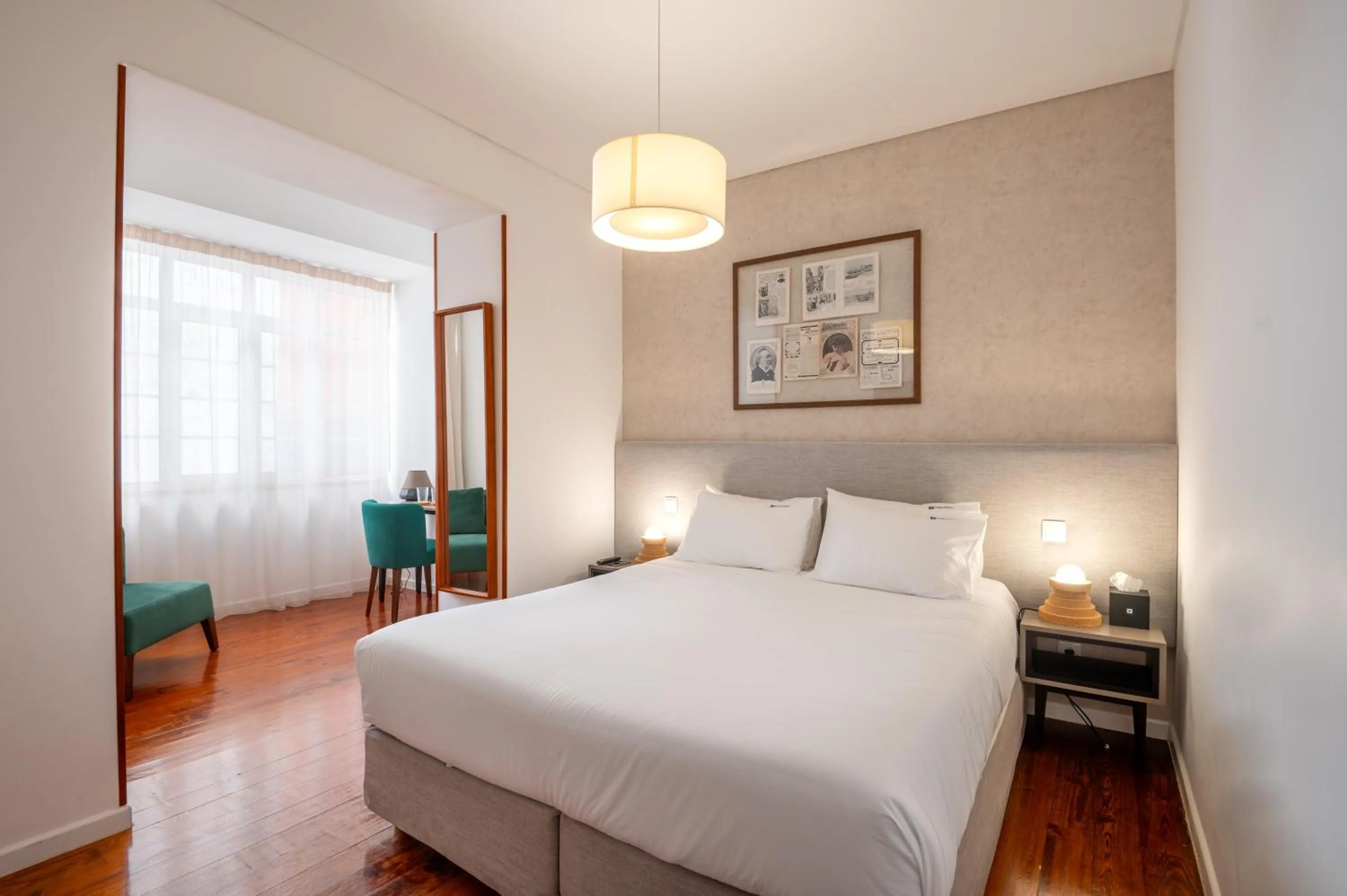 Bedroom, Bed in Bica FLH Suites