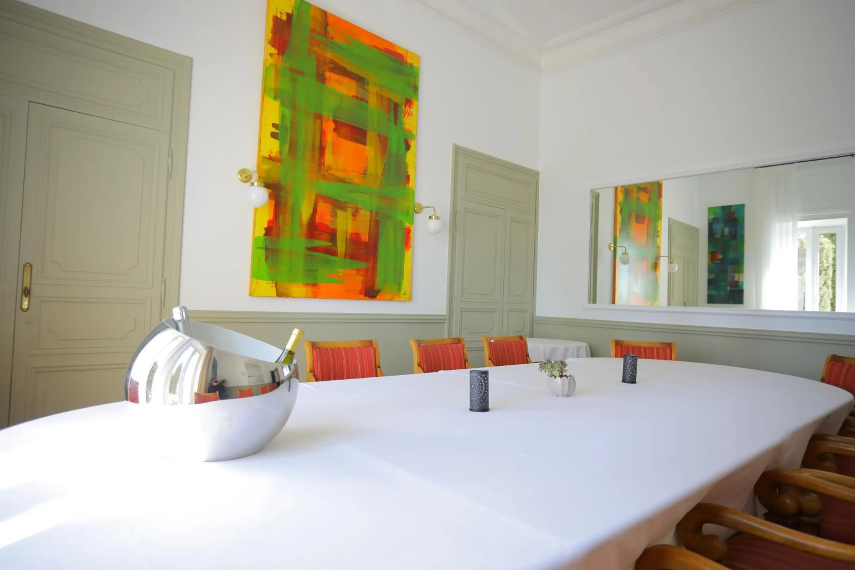 Banquet/Function facilities, Bed in Hostellerie du Château des Fines Roches