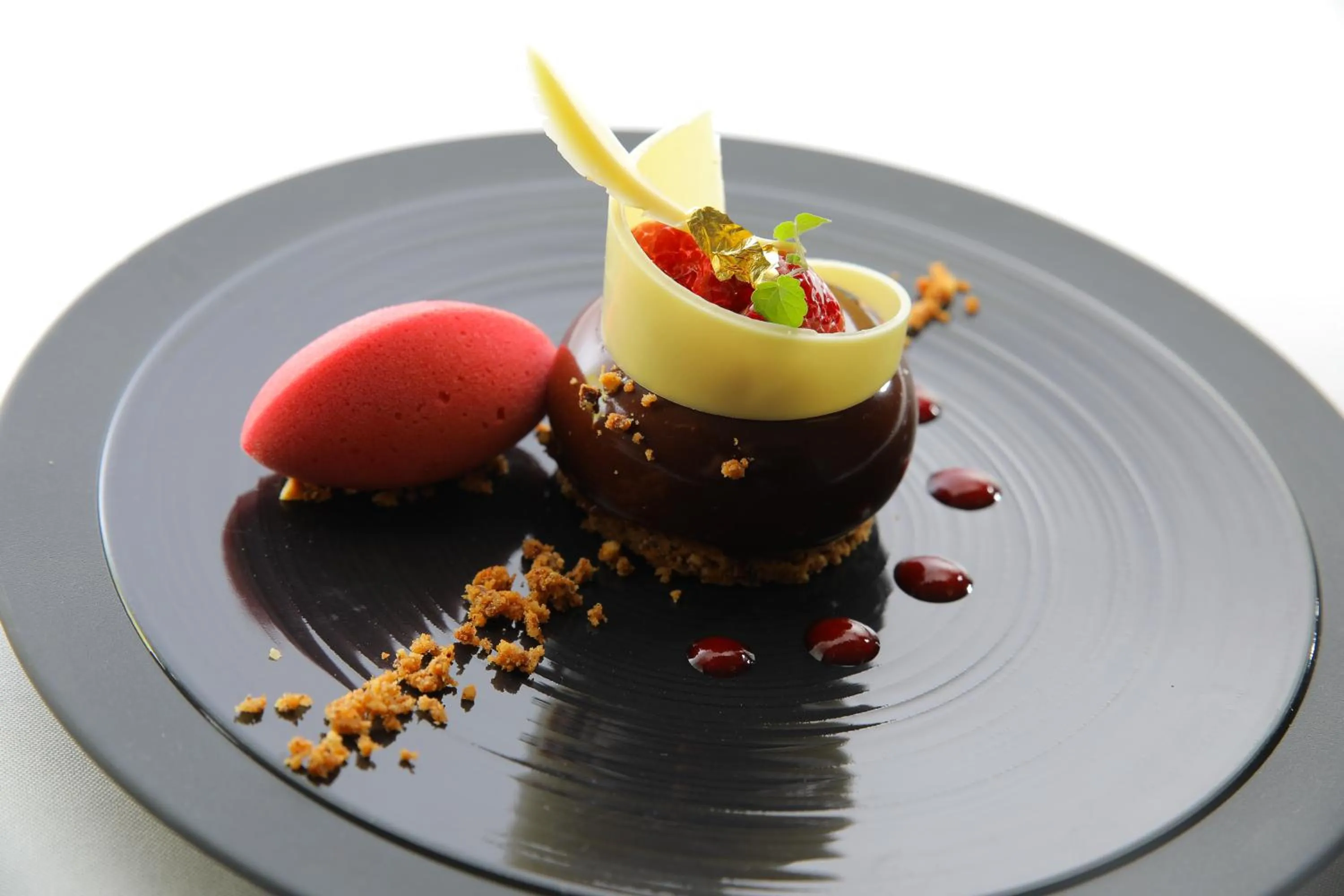 Restaurant/places to eat in Hostellerie du Château des Fines Roches