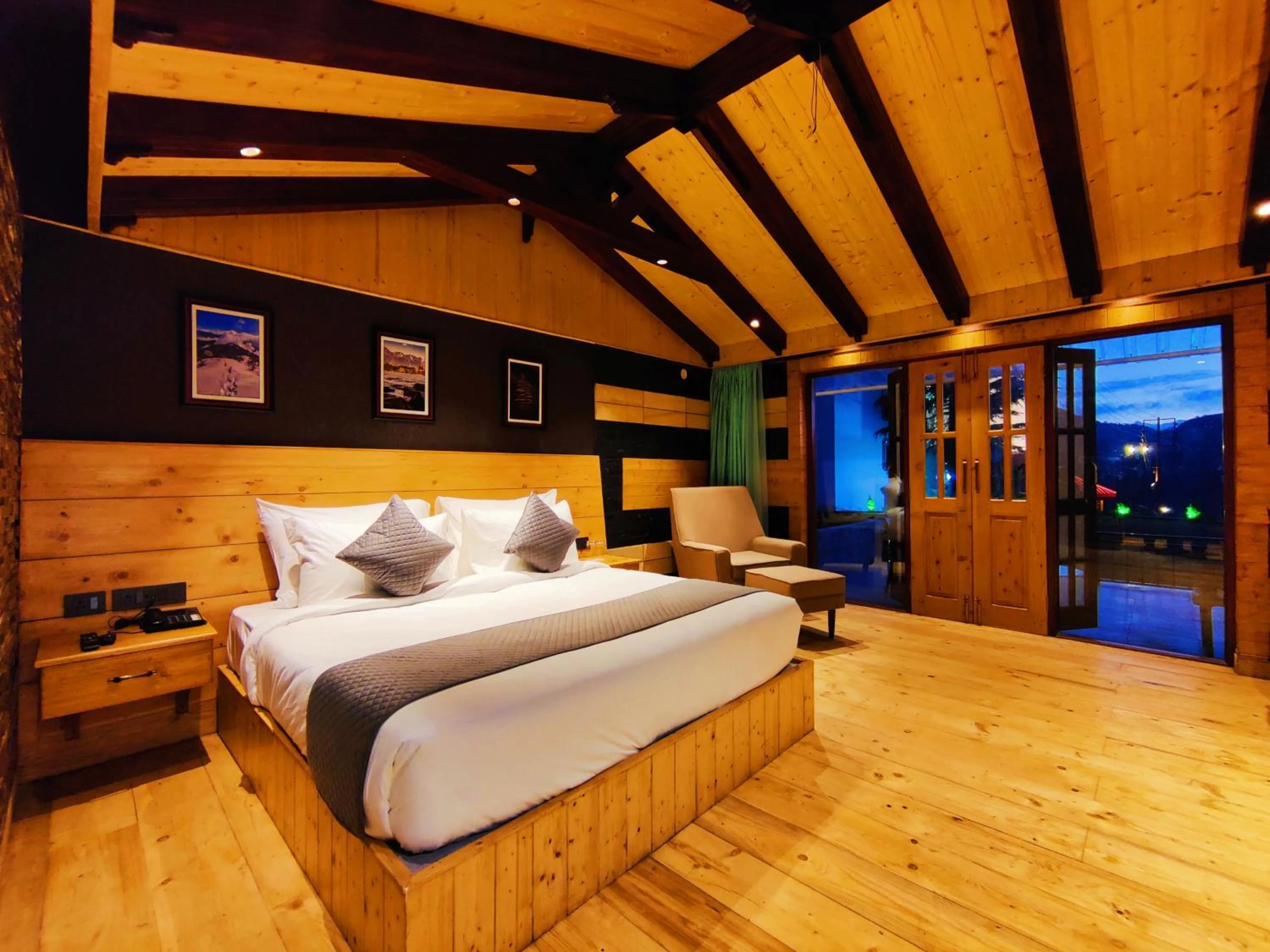 Bedroom, Bed in Regenta Resort MARS Valley View Shoghi