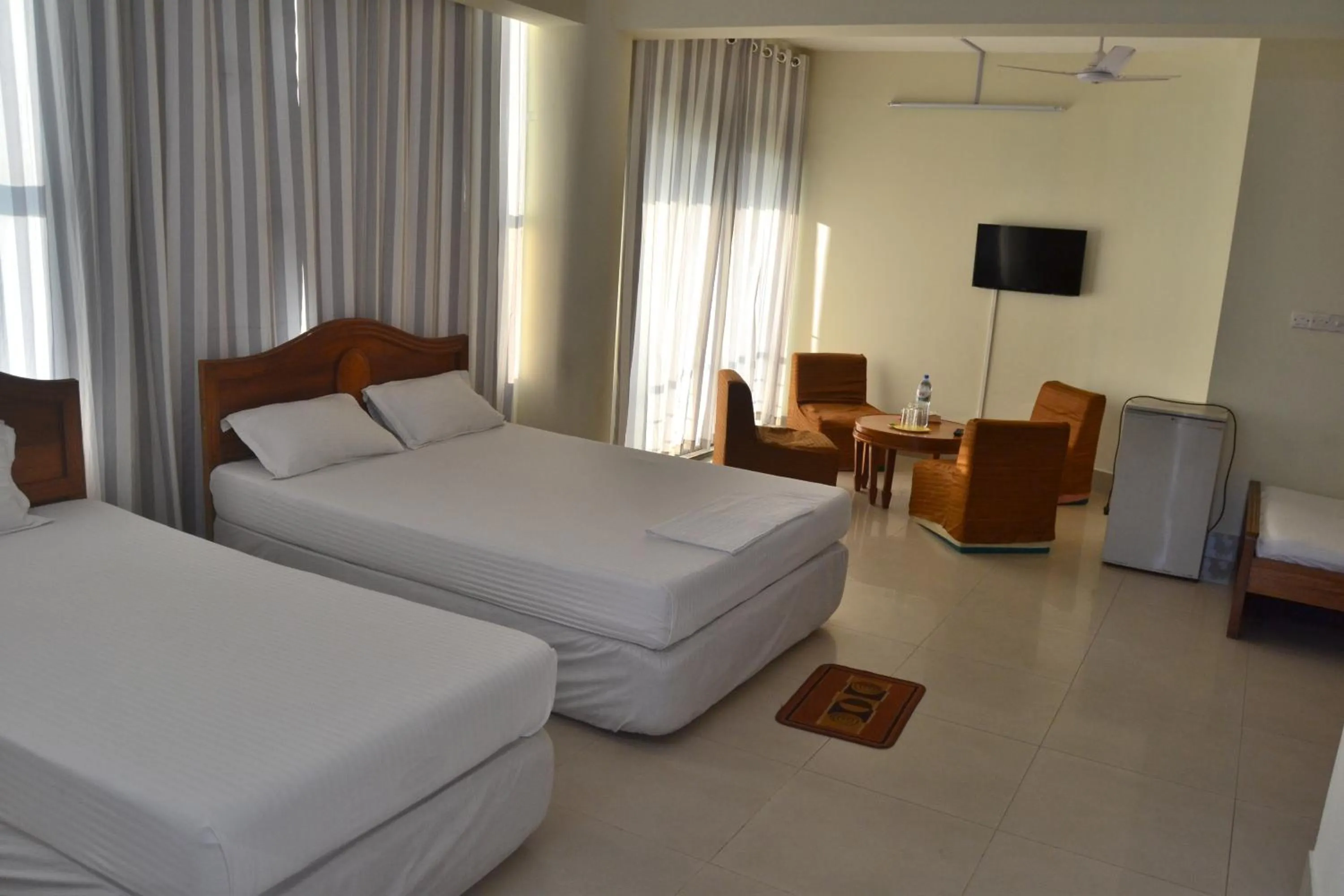 Bed in Hotel Marine Plaza