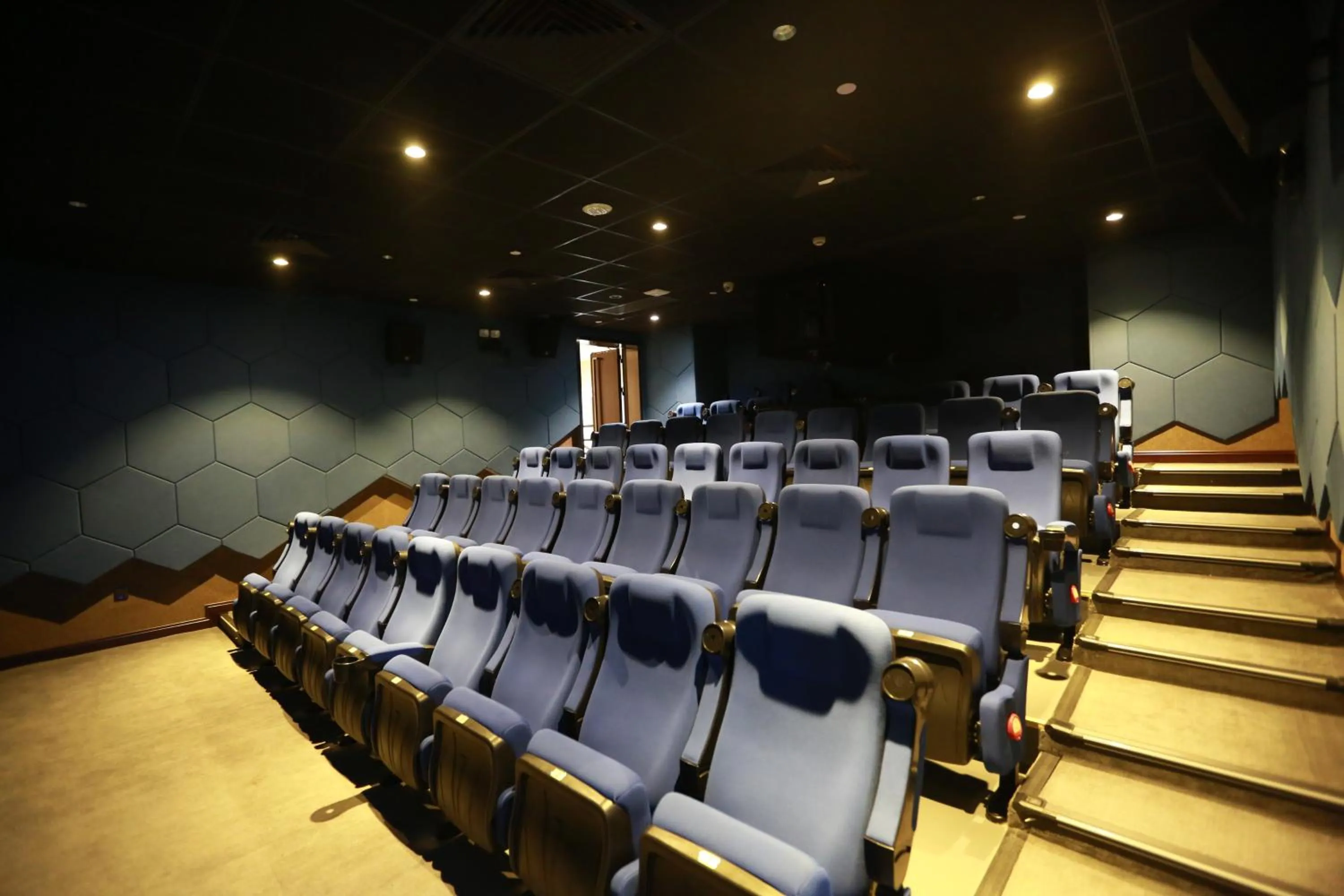 Business facilities in Guangzhou Seaman Club