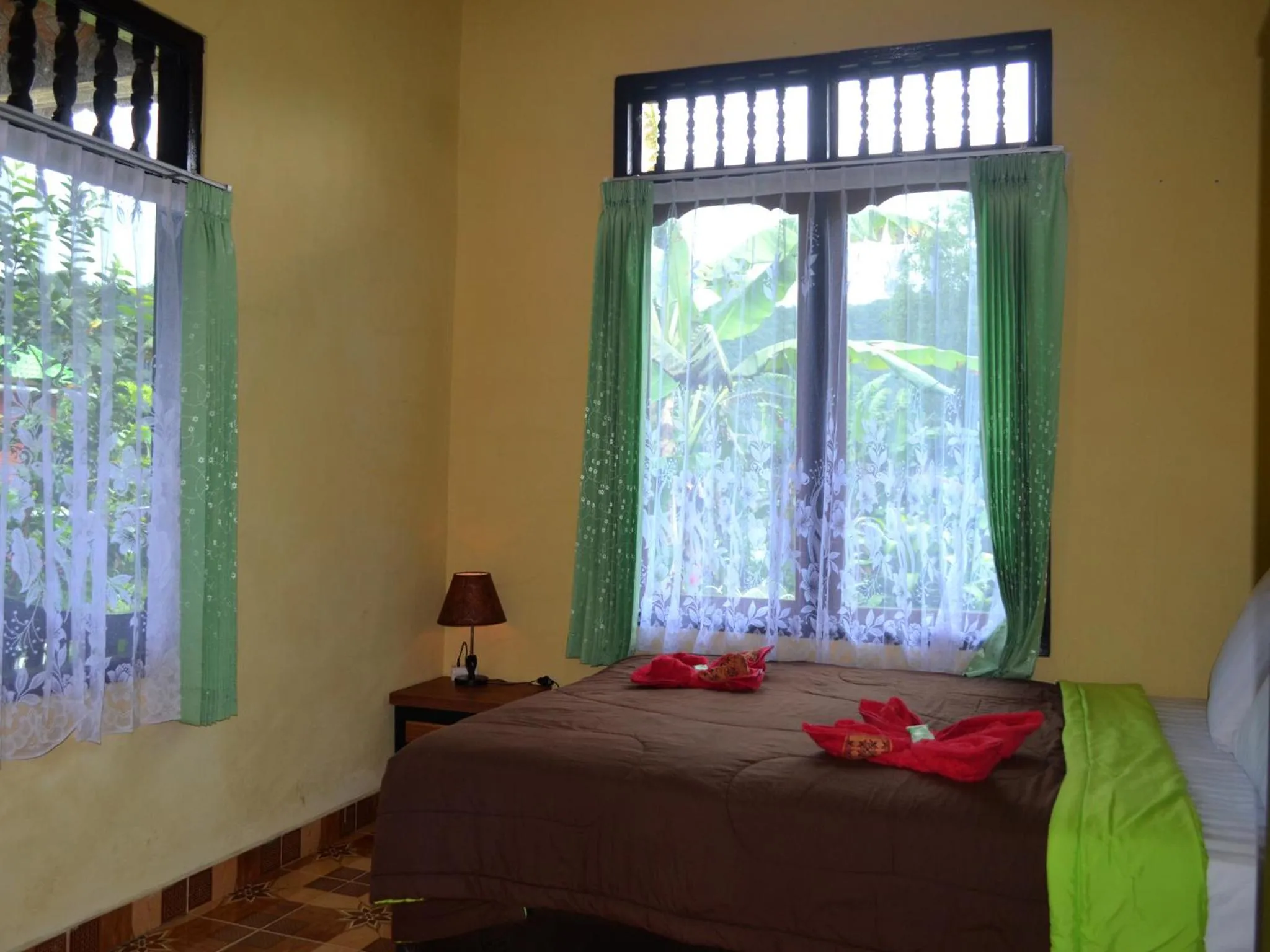 Bathroom, Bed in Dajan Buyan Homestay