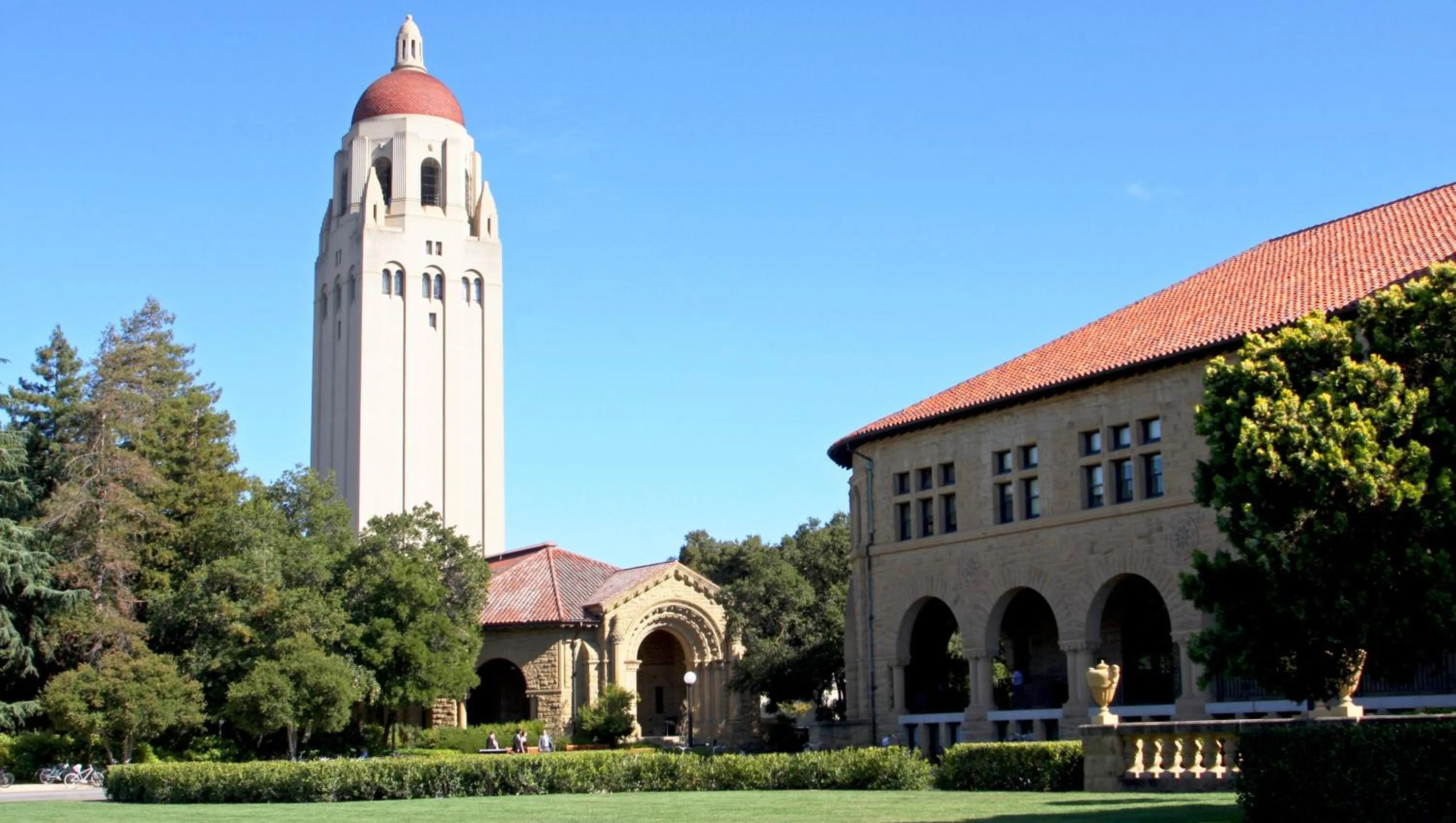 Nearby landmark in Leland Hotel Palo Alto