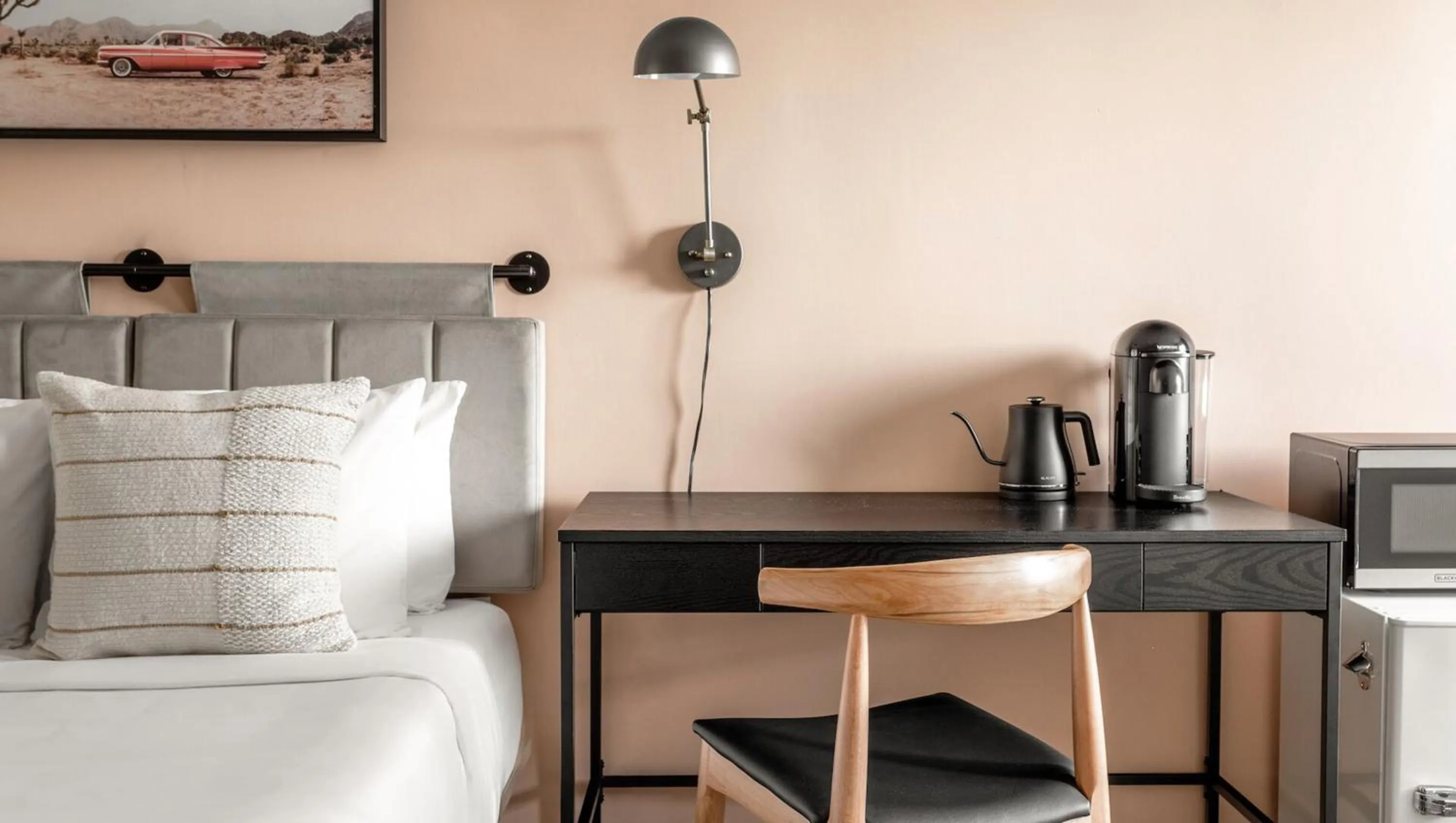 Bedroom in Leland Hotel Palo Alto