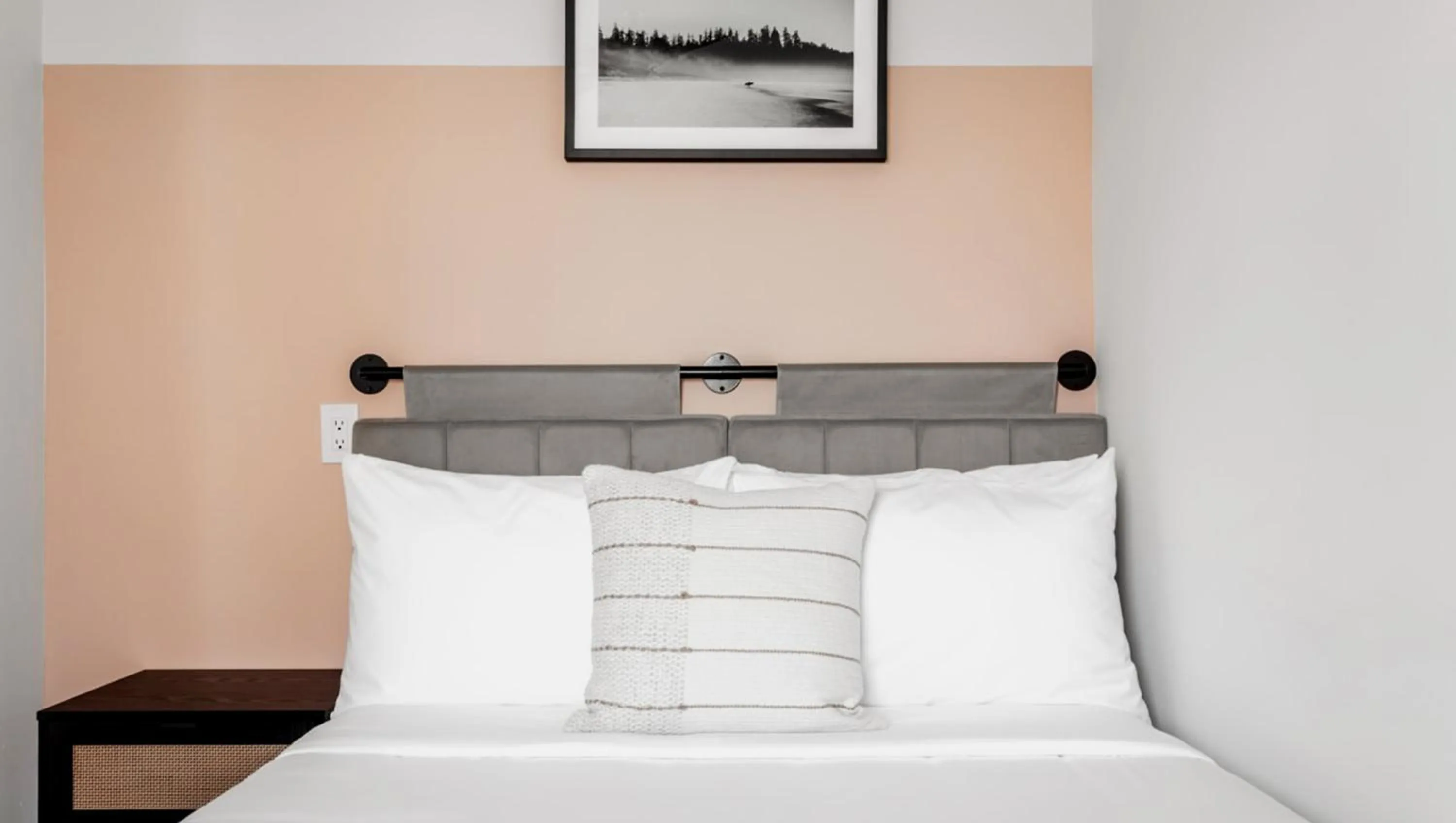 Bedroom, Bed in Leland Hotel Palo Alto