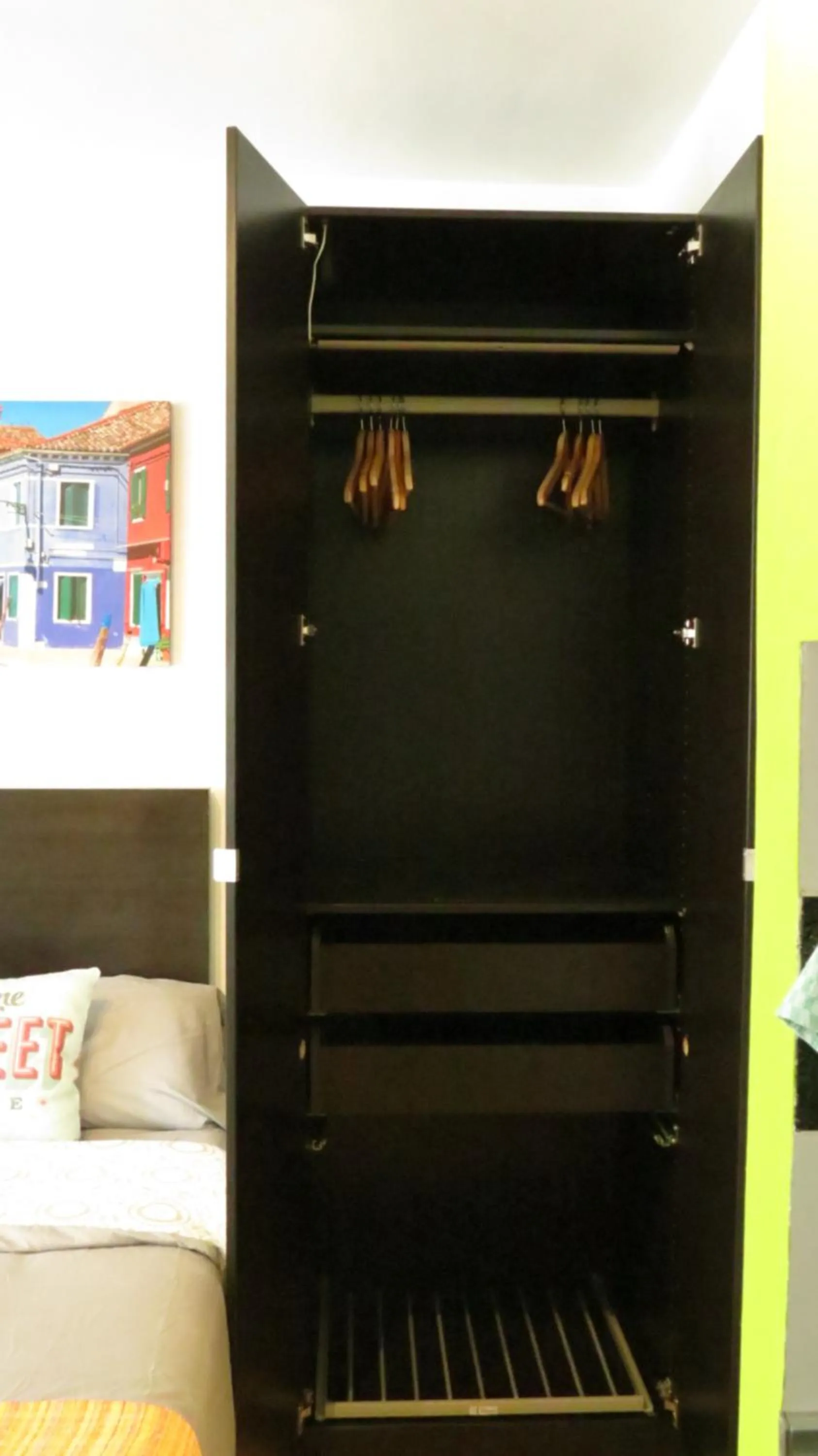 Decorative detail, Bed in Apartamento Rulosol 1