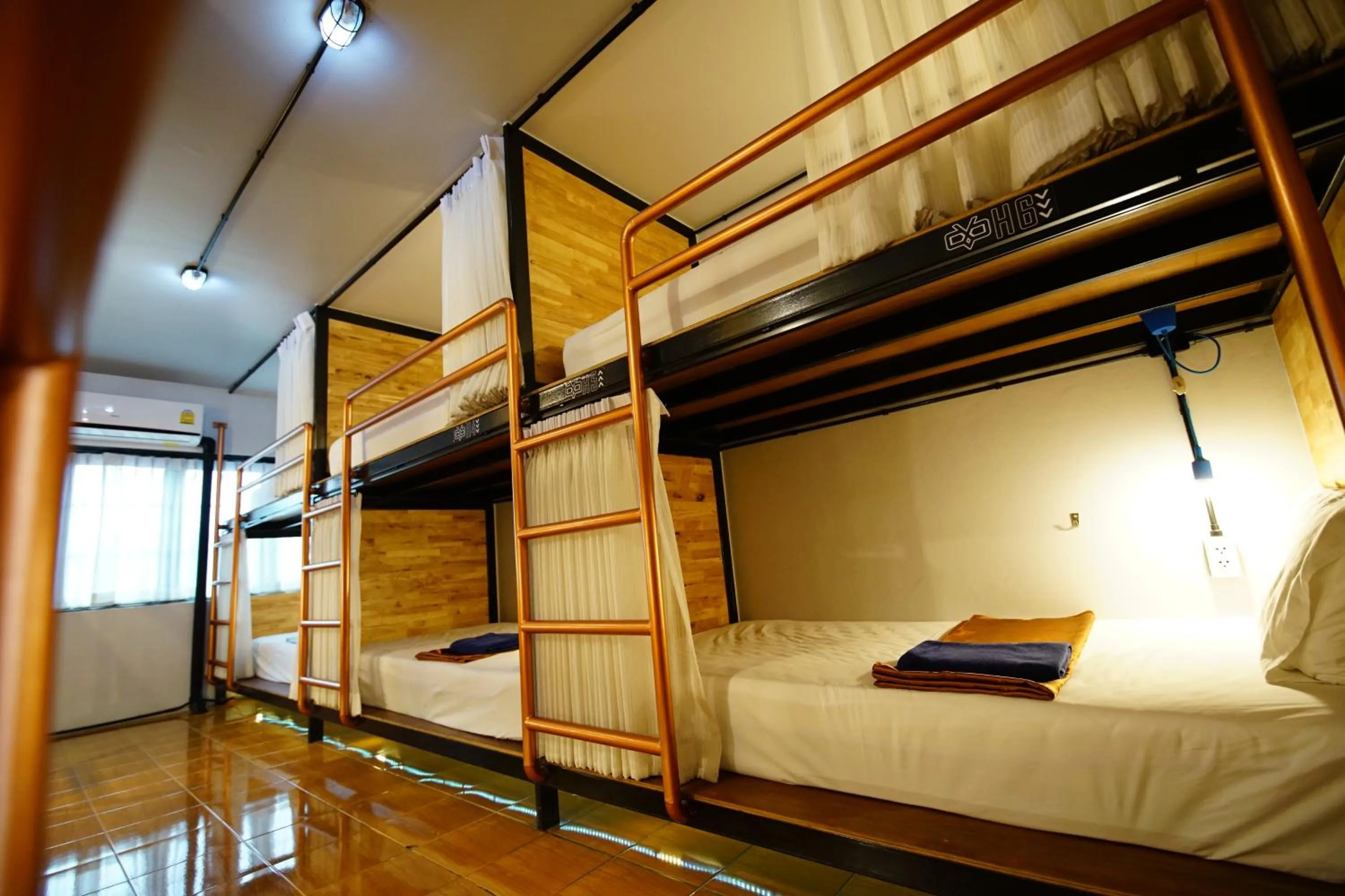 bunk bed, Bed in Sleep Owl Hostel
