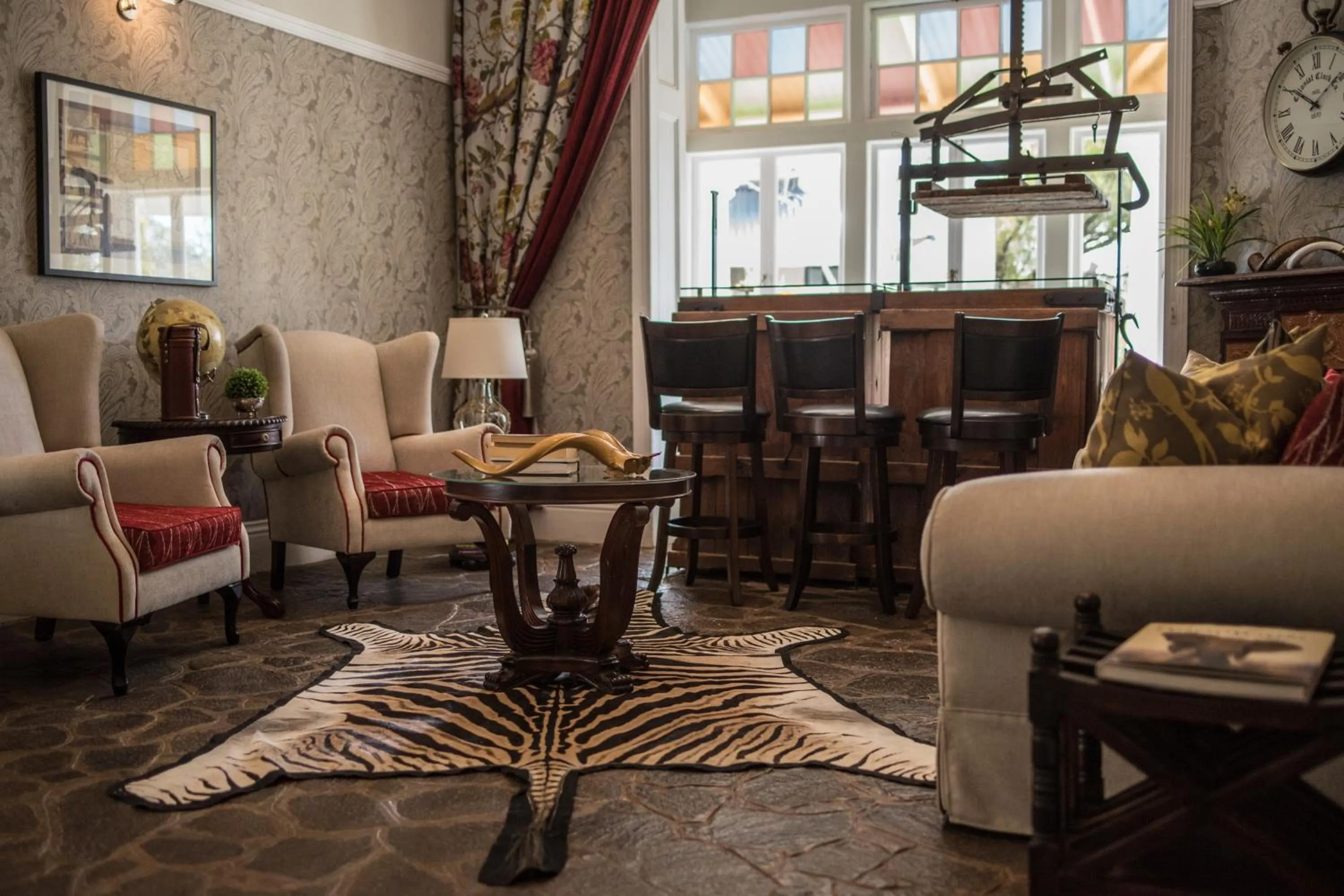 Living room in The Royal Fischer Hotel