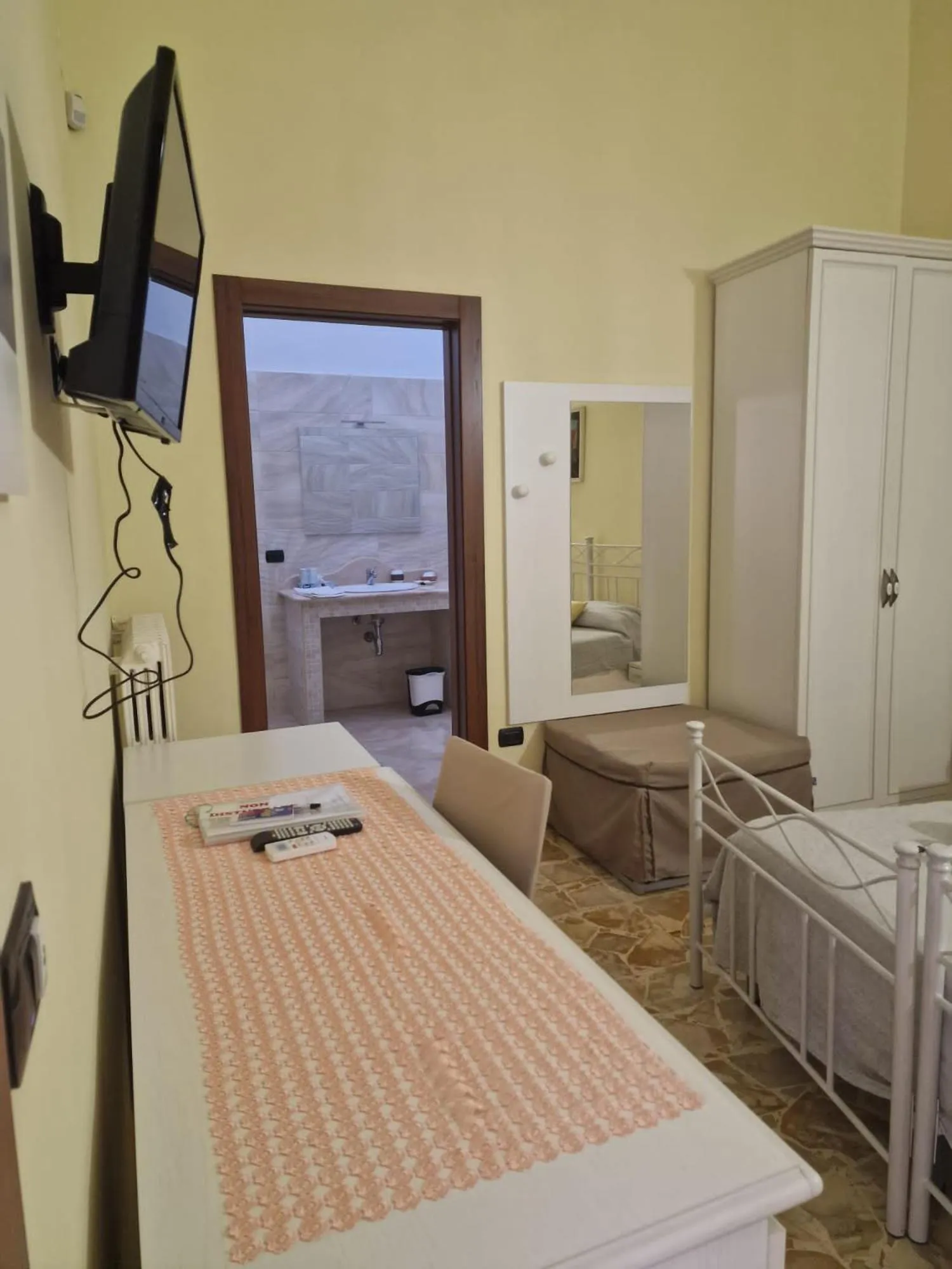 hair dresser in Lu Zezzu