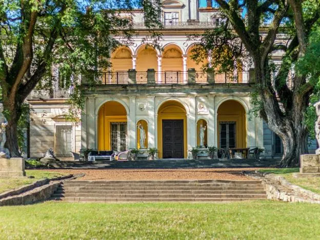 Property building in Palacio Santa Candida