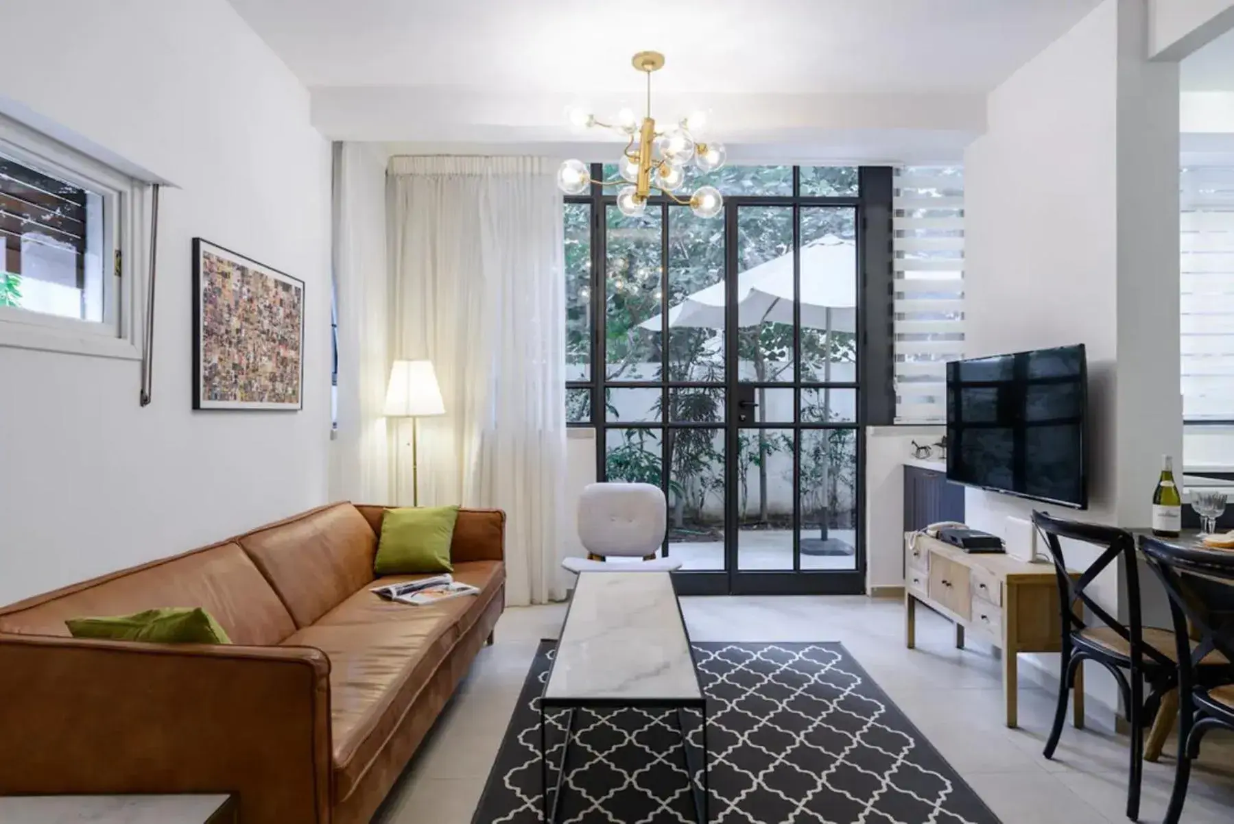 Apartment with Garden View in Reines5 TLV Apartment with Garden View in Reines5 TLV