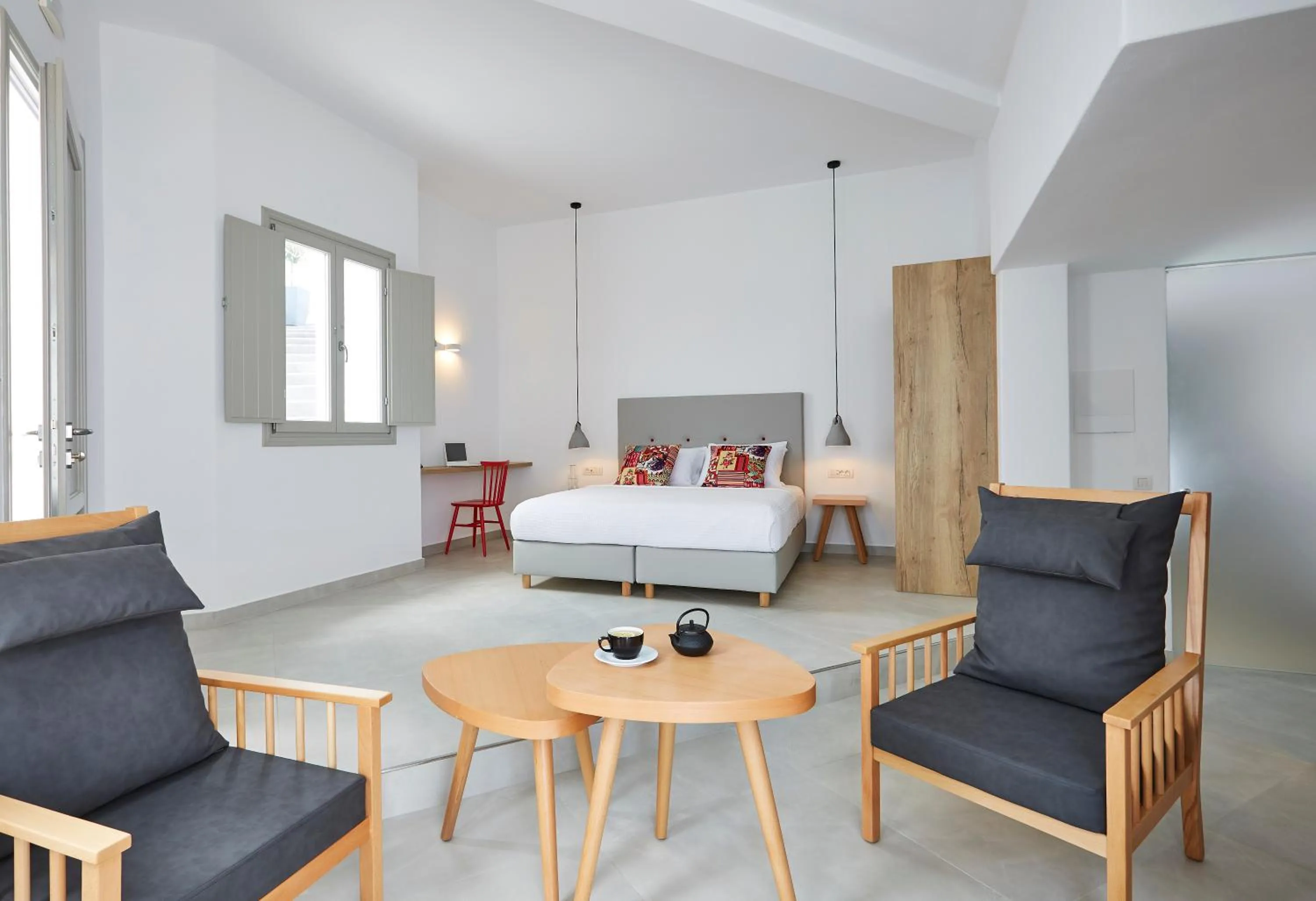 Seating area in Aperanto Suites