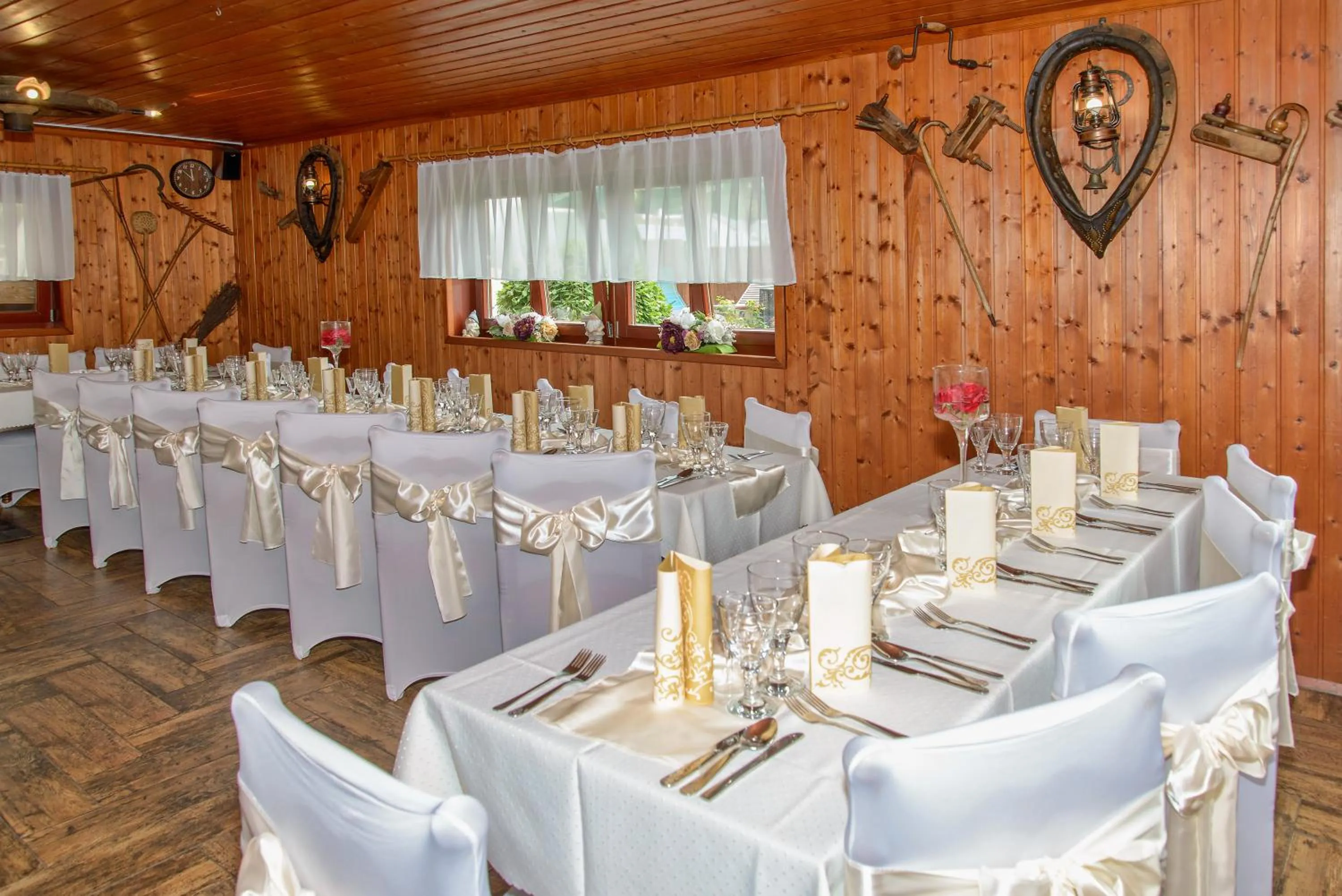 Restaurant/places to eat in VeLa