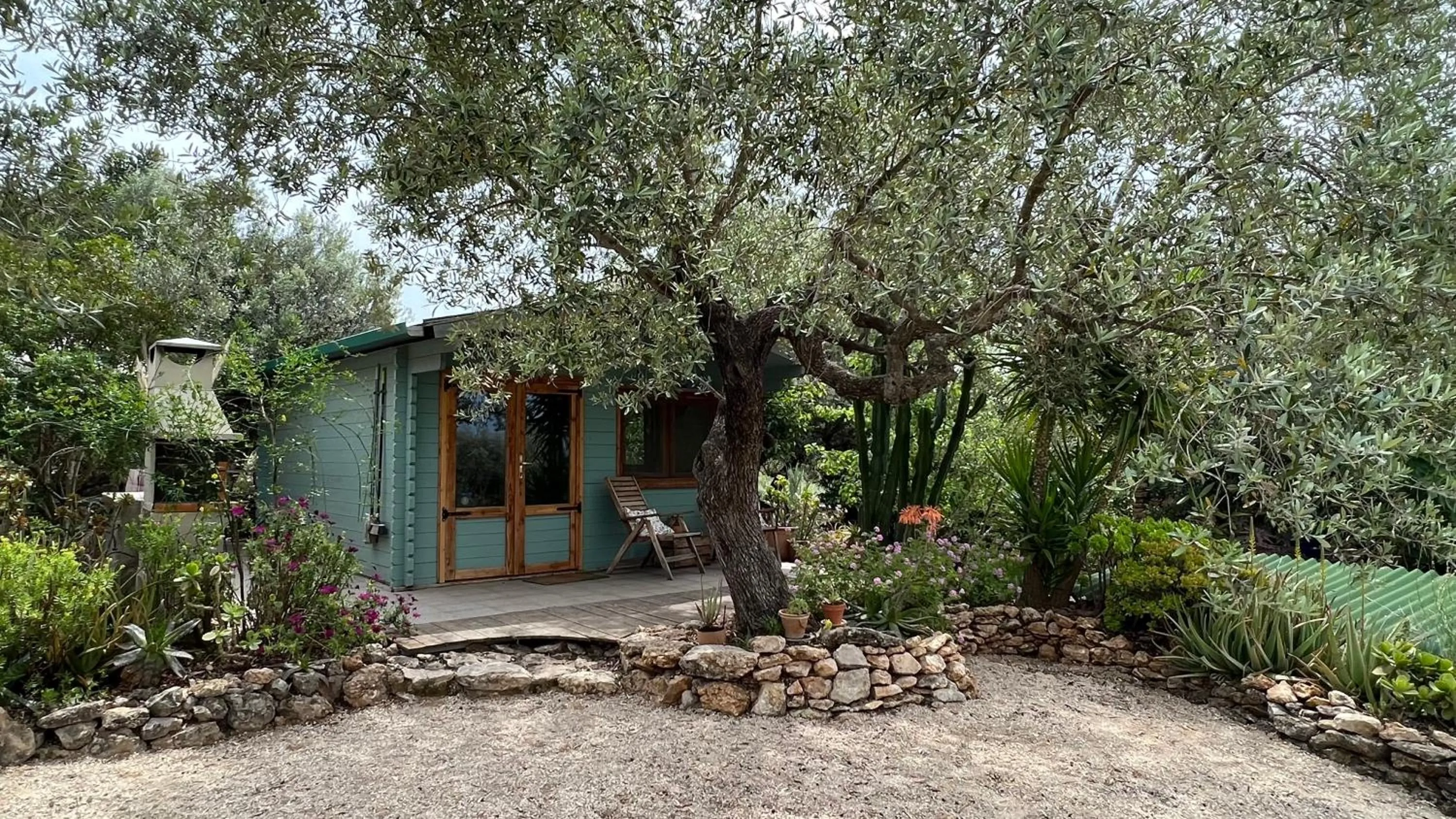 Property building in Finca Florecer