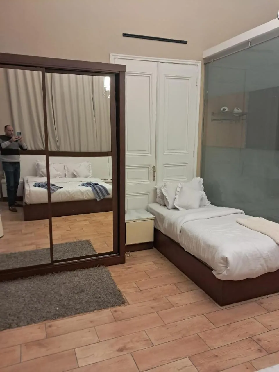Bedroom, Bed in Grand Agor Hotel Cairo