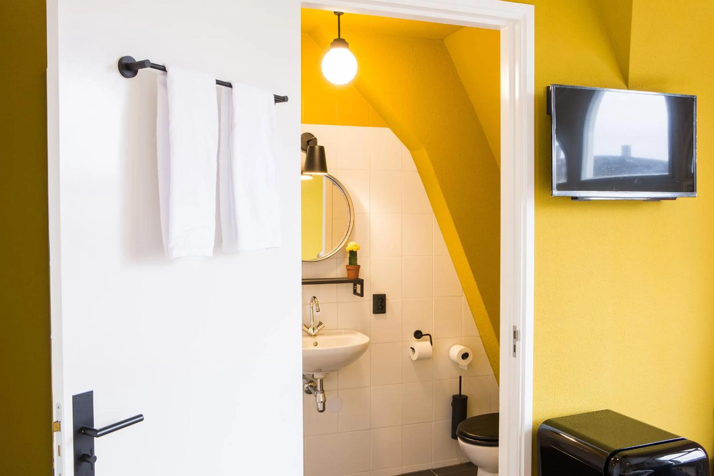 Bathroom in Little Duke Hotel